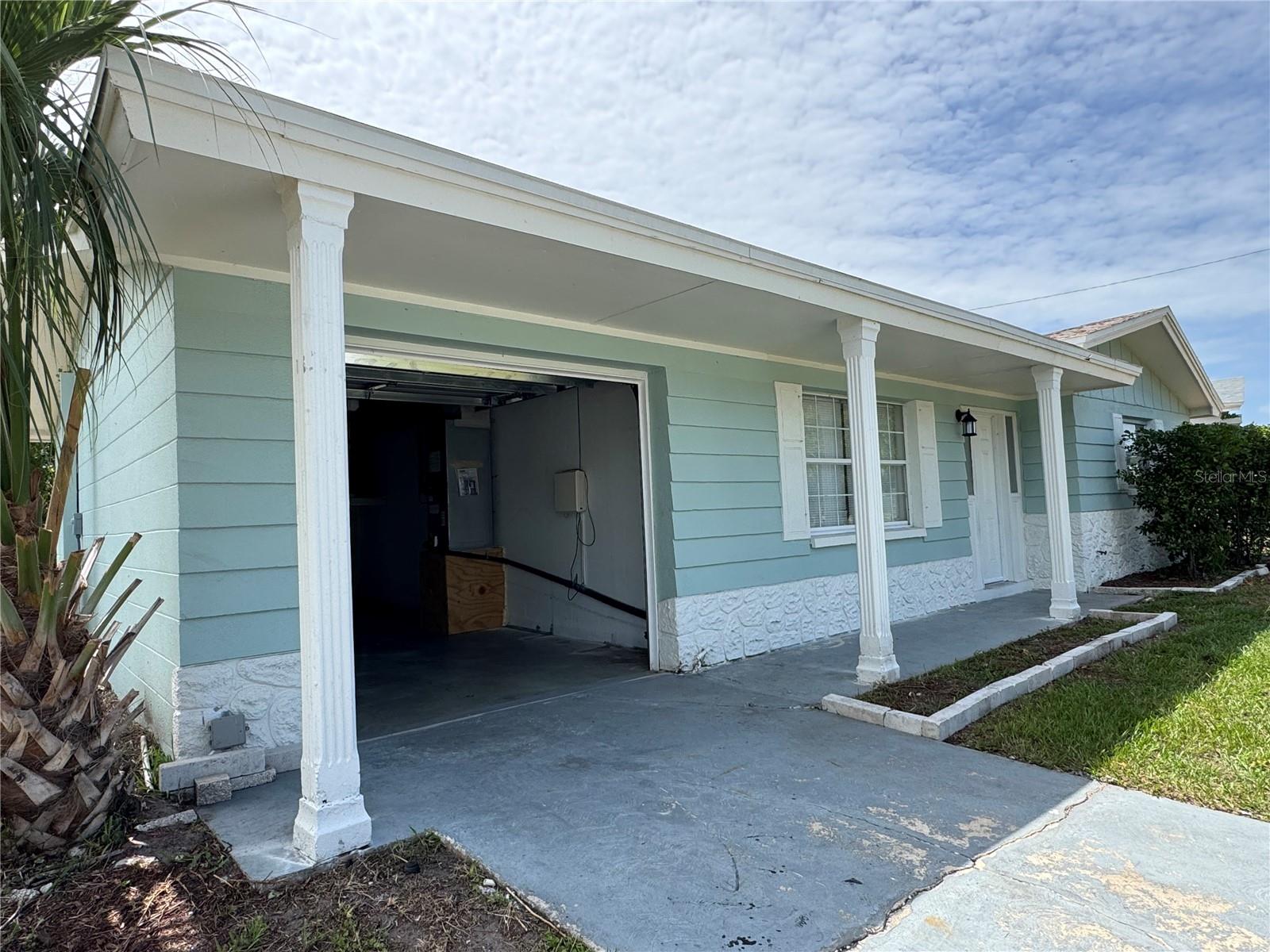 Image 3 of 32 For 3708 Winder Drive
