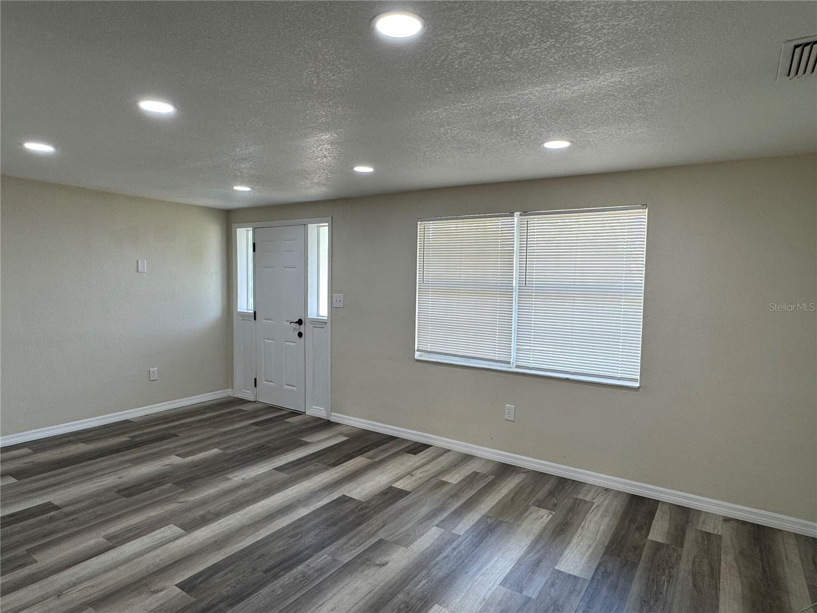 Image 5 of 32 For 3708 Winder Drive