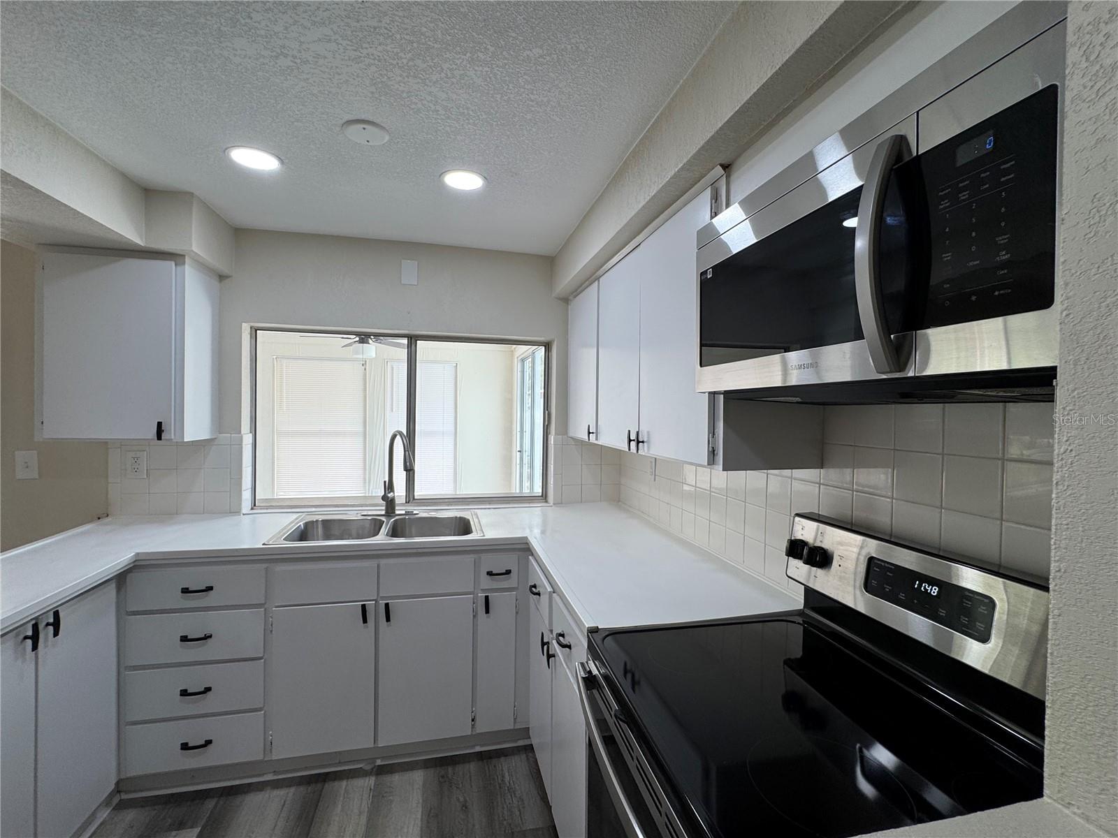 Image 6 of 32 For 3708 Winder Drive