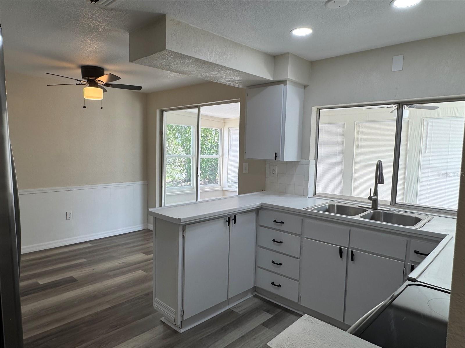 Image 8 of 32 For 3708 Winder Drive