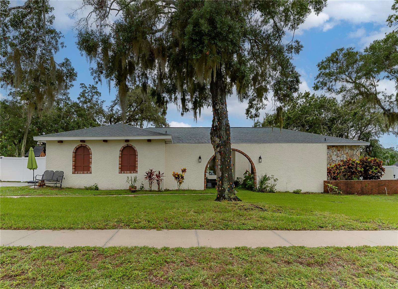 Details for 2026 Spanish Pines Drive, DUNEDIN, FL 34698
