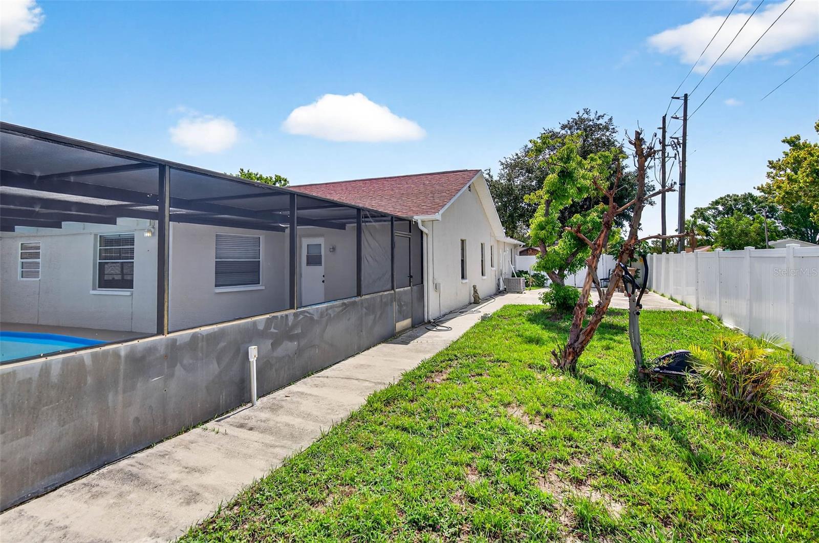 Image 23 of 30 For 8005 Pepperidge Lane