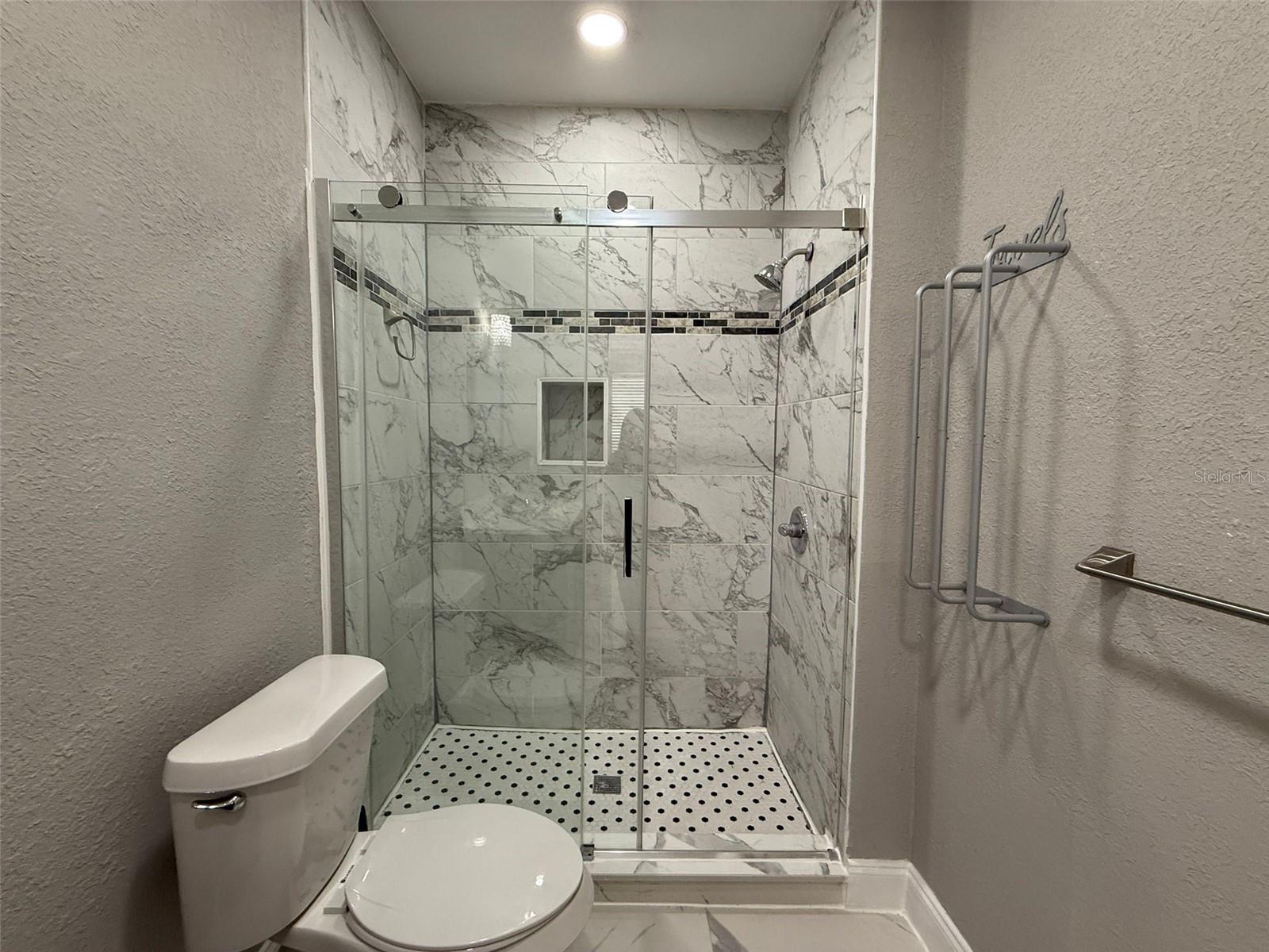 Image 14 of 14 For 9258 Lake Chase Island Way 9258