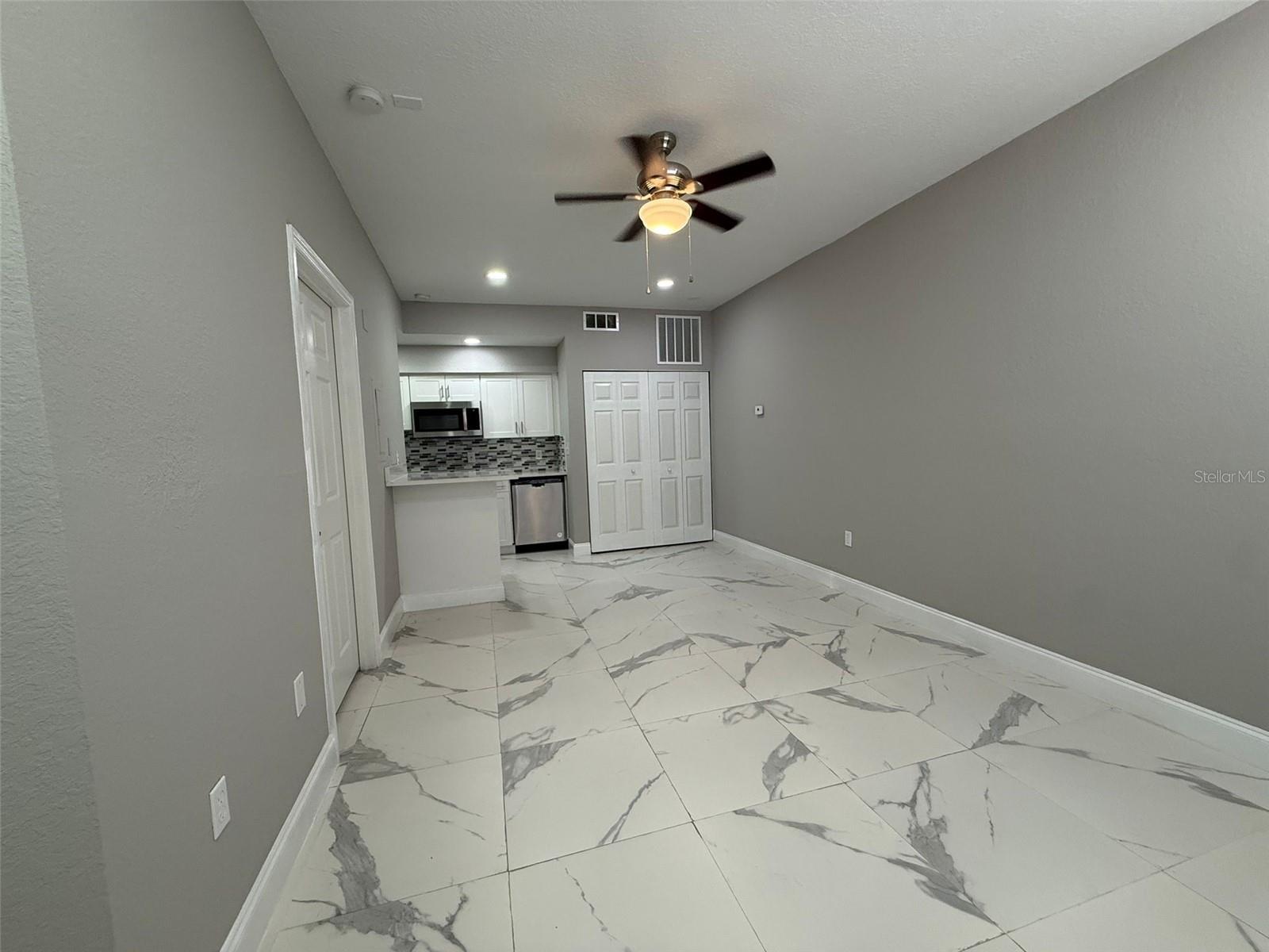 Image 5 of 14 For 9258 Lake Chase Island Way 9258