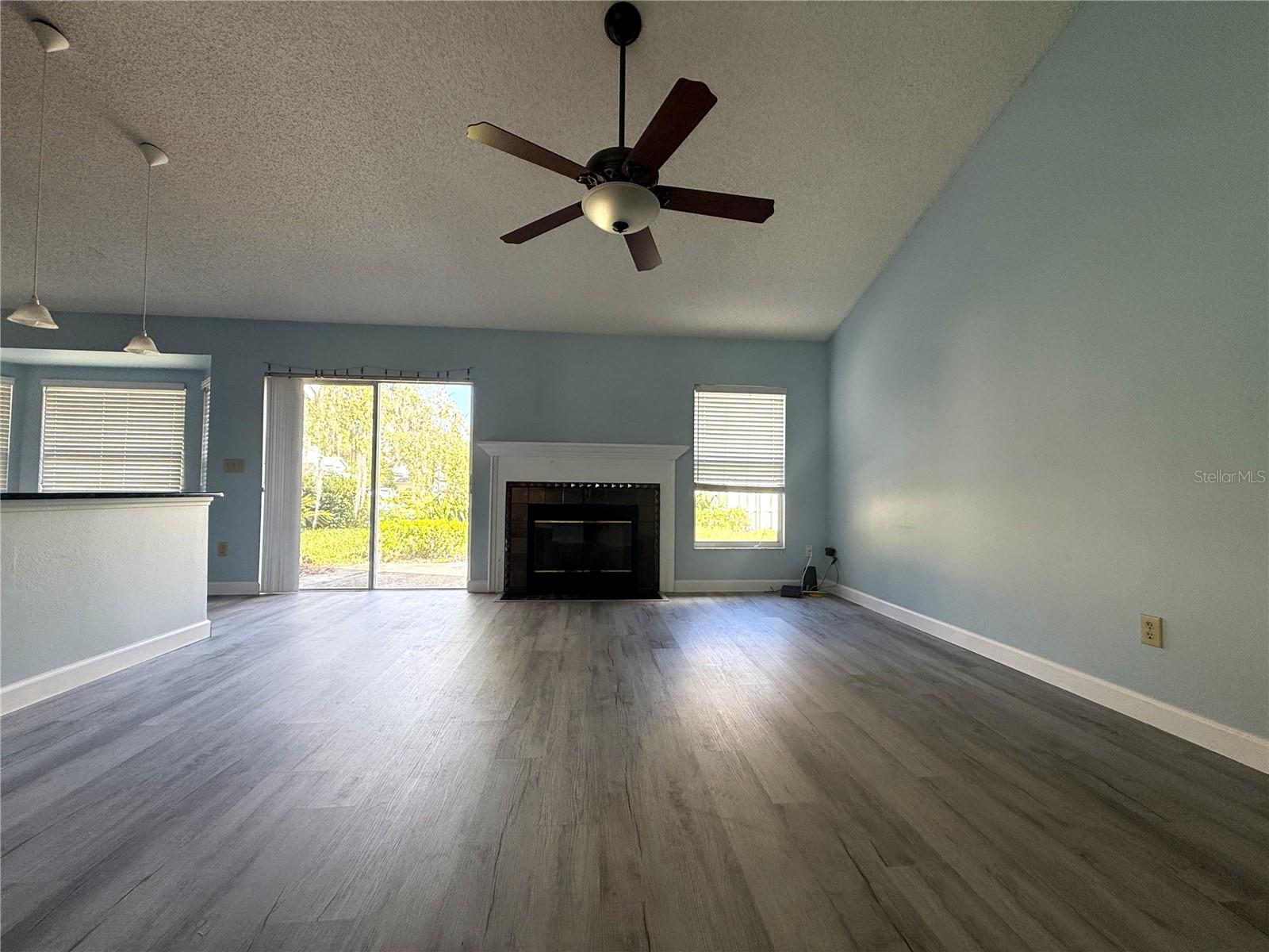 Image 16 of 34 For 7202 Ridgeport Drive