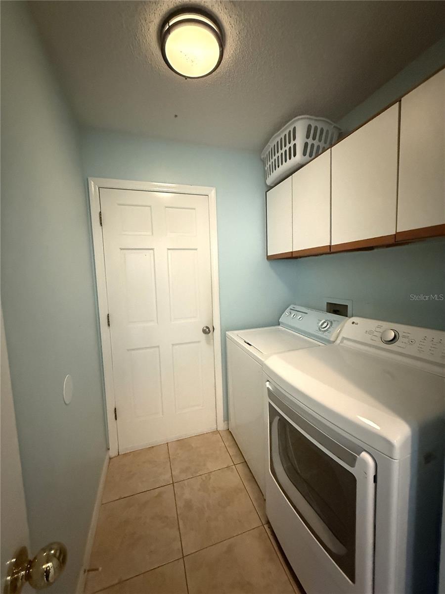 Image 30 of 34 For 7202 Ridgeport Drive