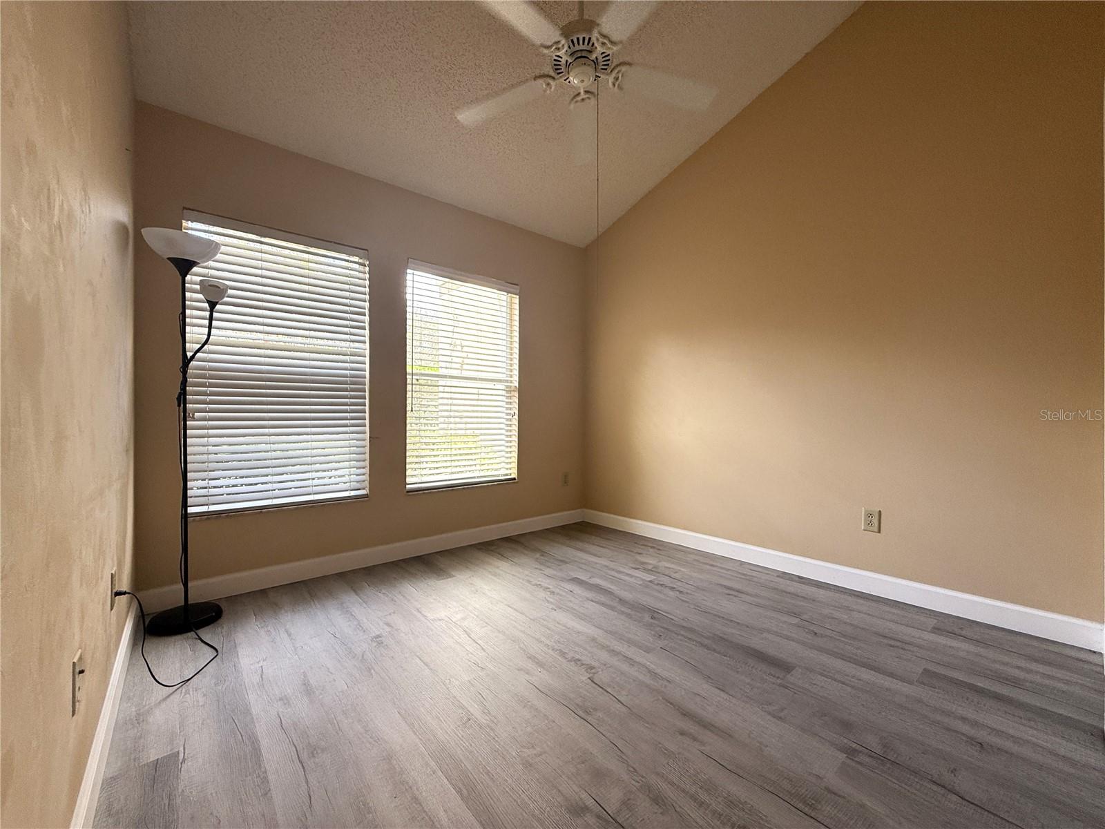 Image 32 of 34 For 7202 Ridgeport Drive