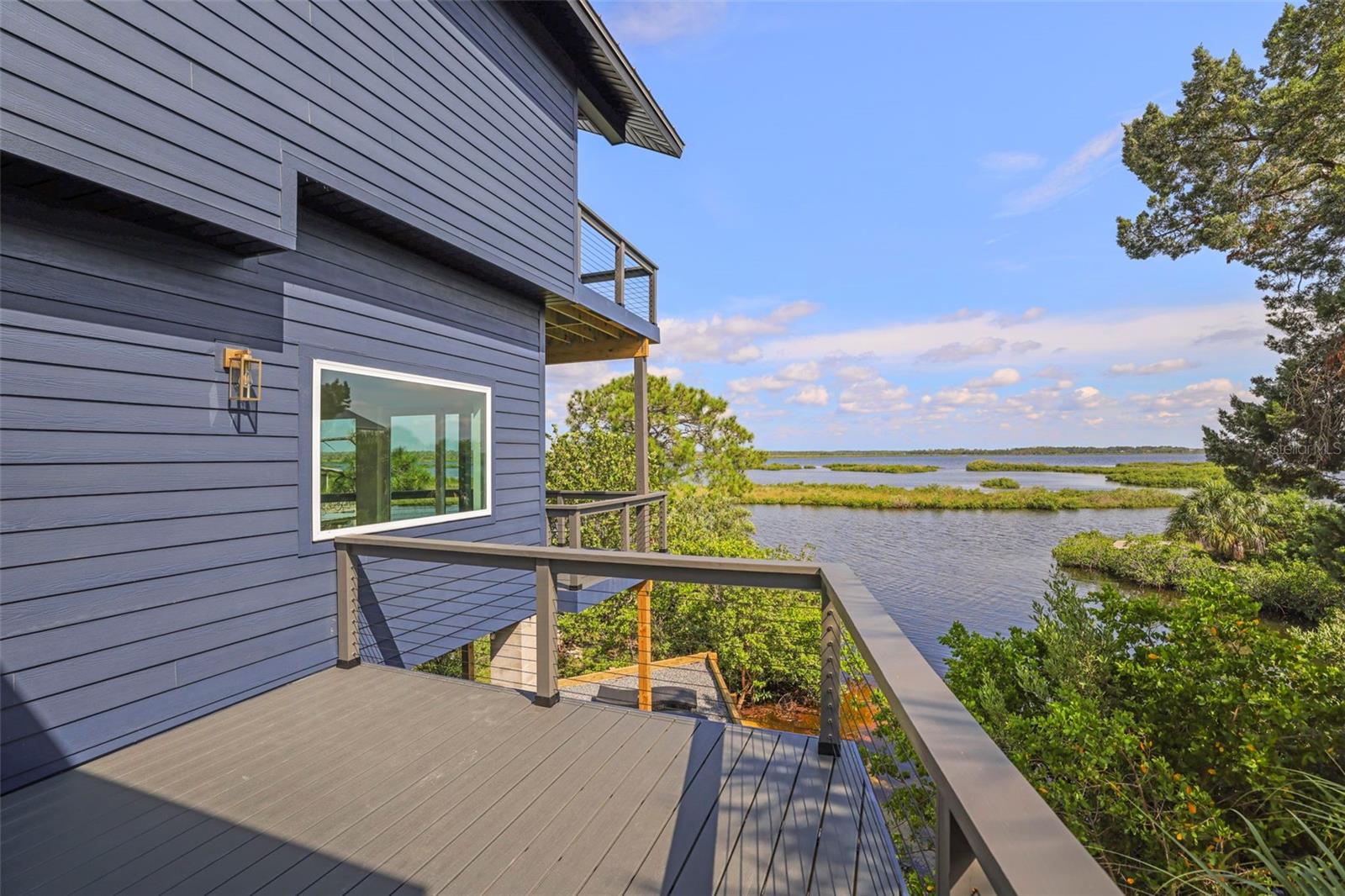 Listing photo id 21 for 10701 Pine Island Drive