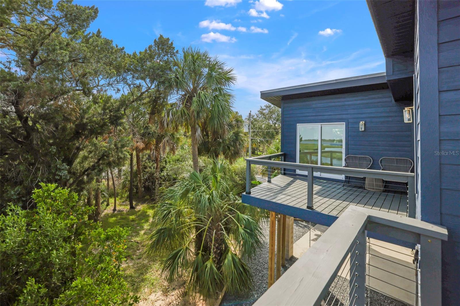Listing photo id 36 for 10701 Pine Island Drive