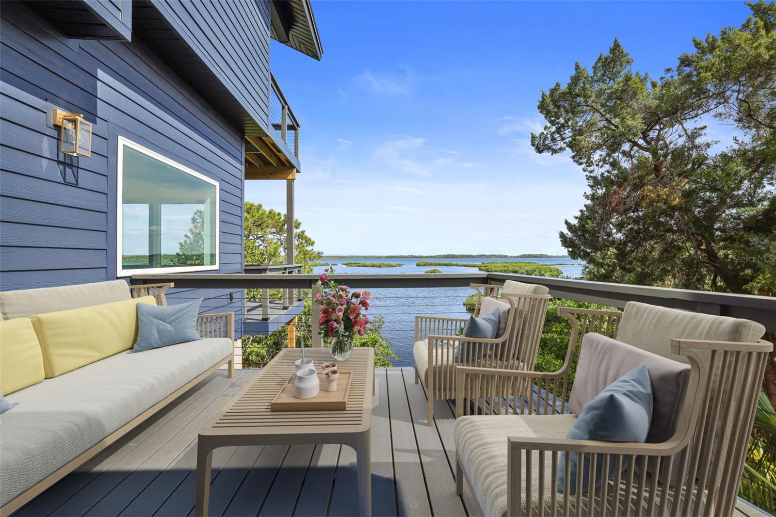 Listing photo id 7 for 10701 Pine Island Drive