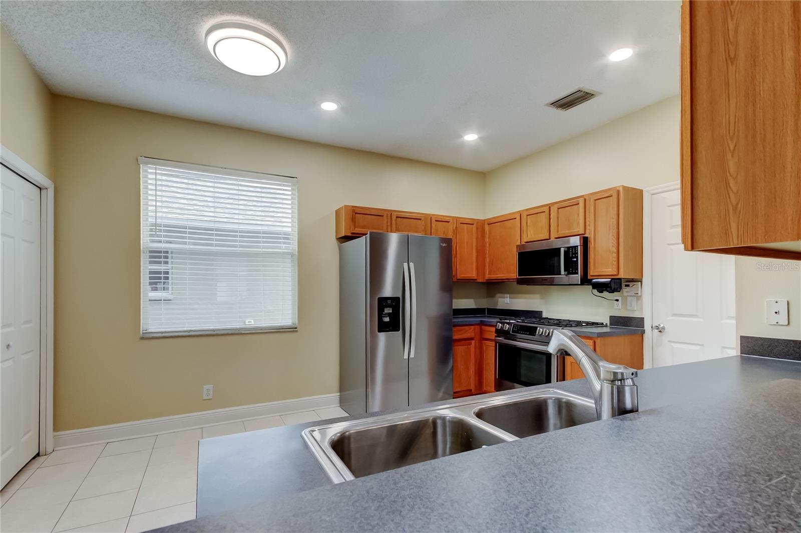 Image 14 of 38 For 6101 Lanshire Drive