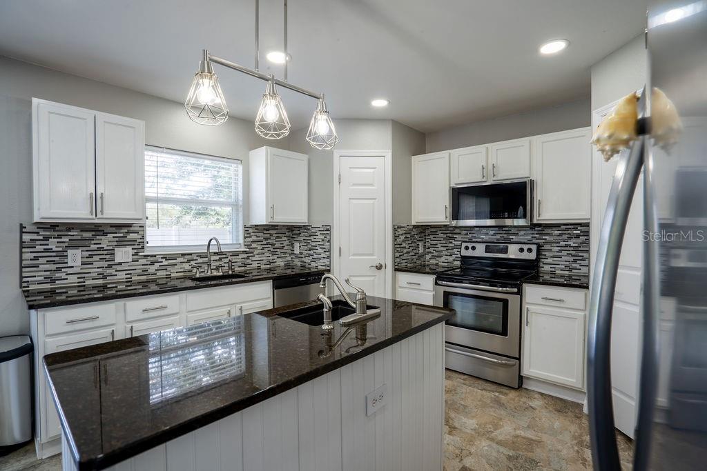 Image 12 of 39 For 1218 Apopka Drive