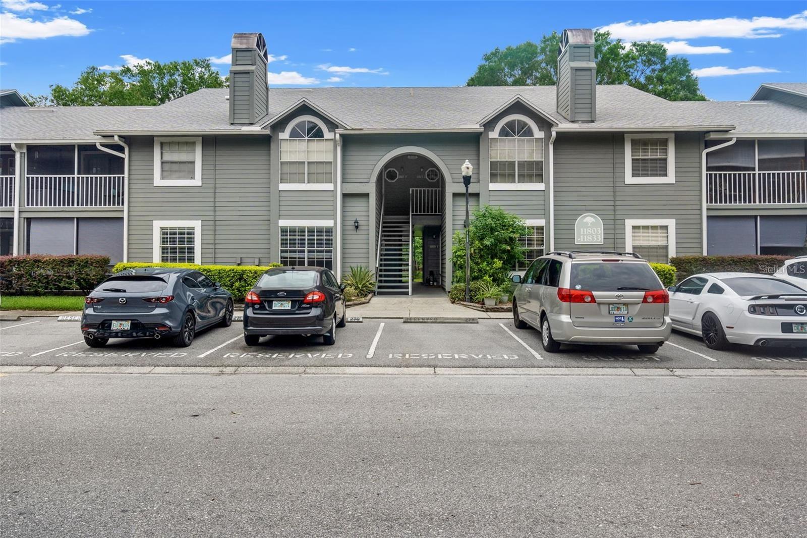 Details for 11811 Skylake Place E, TEMPLE TERRACE, FL 33617