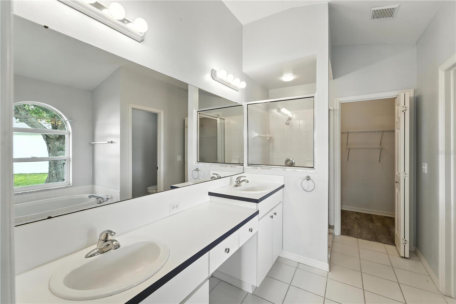 Image 15 of 56 For 1725 Bondurant Way