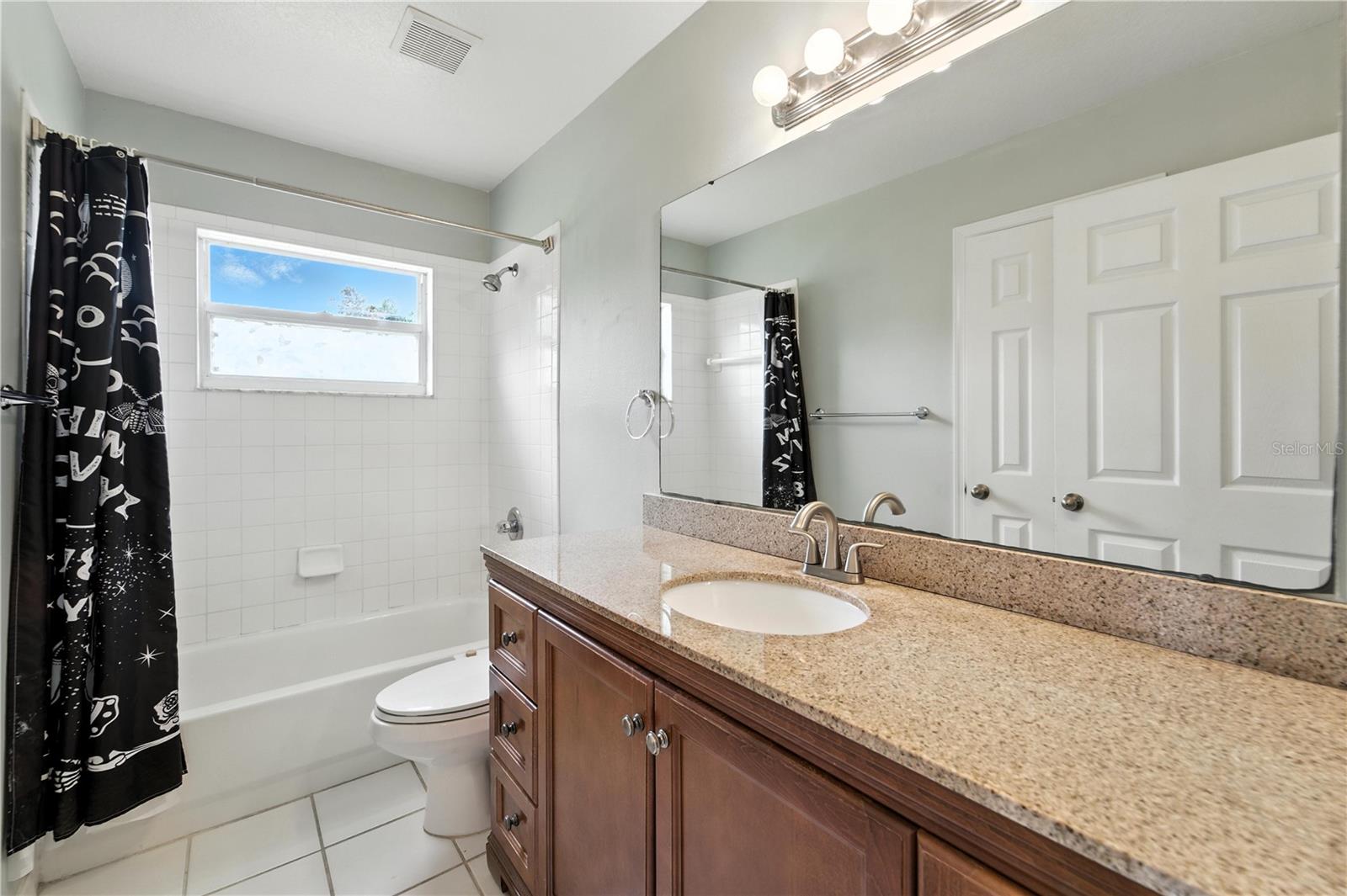 Image 24 of 56 For 1725 Bondurant Way