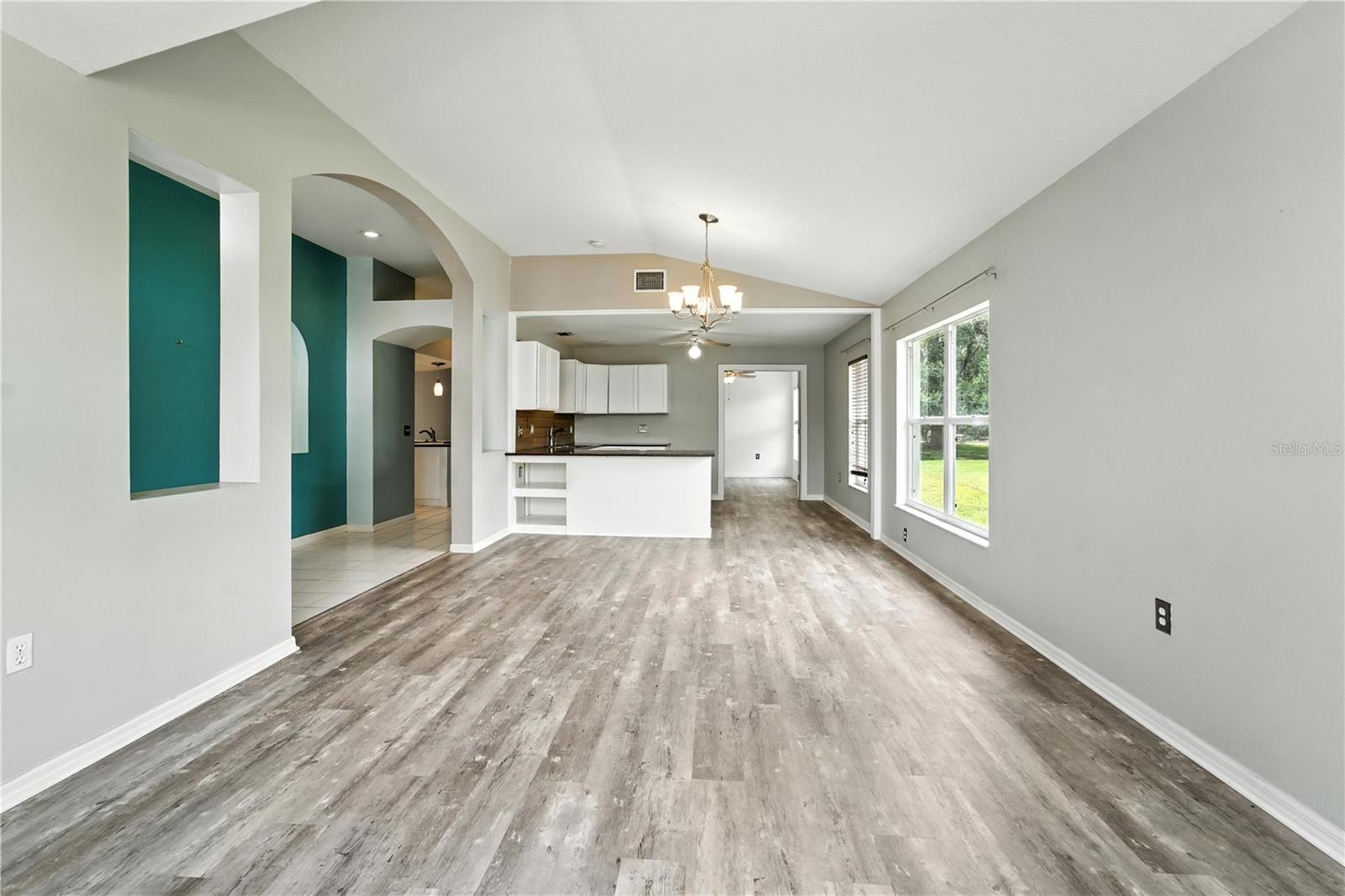 Image 29 of 56 For 1725 Bondurant Way