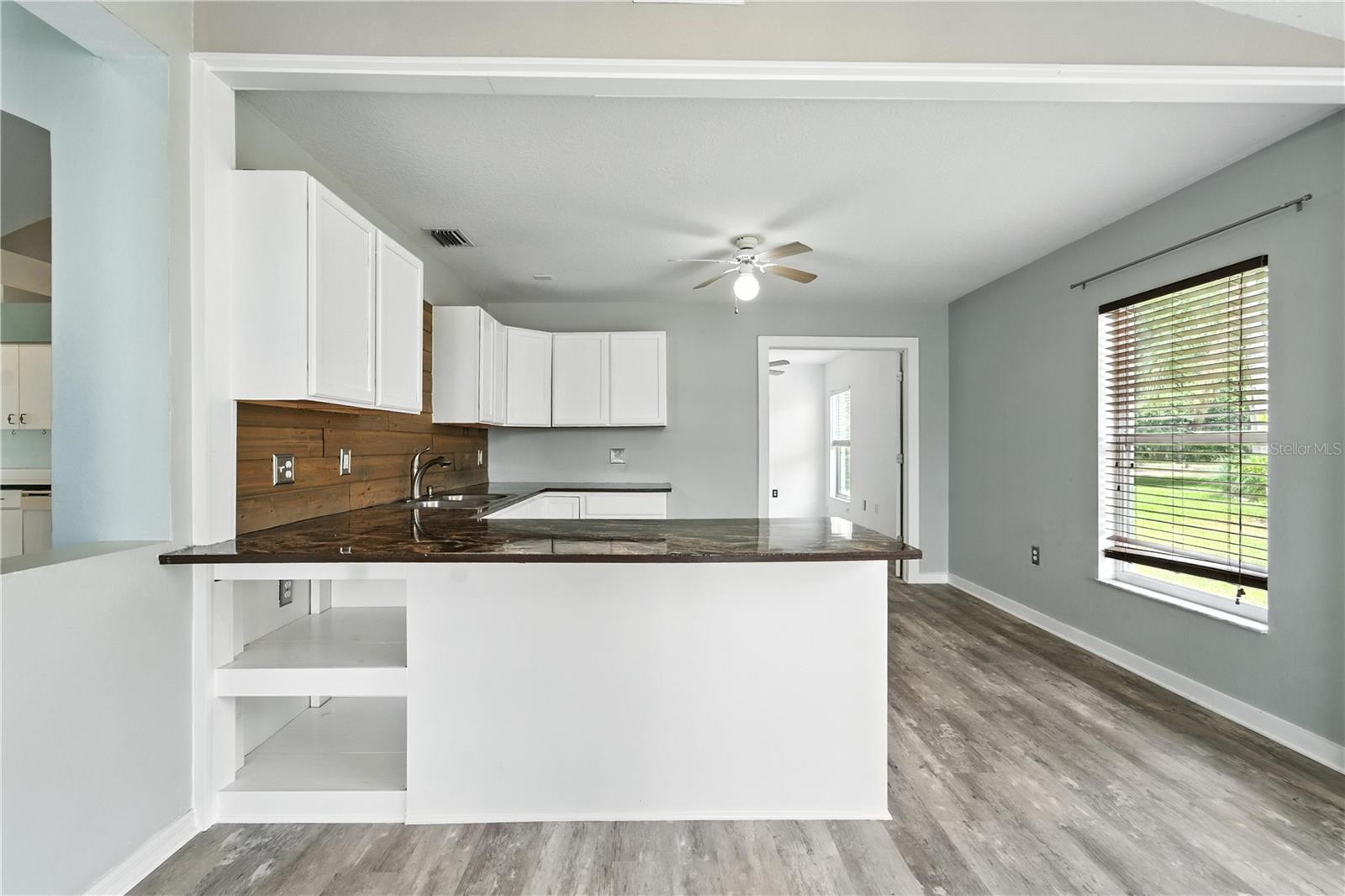 Image 8 of 56 For 1725 Bondurant Way