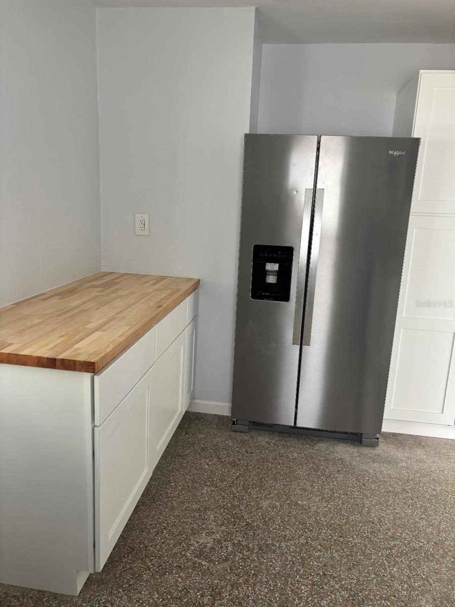 Image 4 of 15 For 123 Bosphorous Avenue