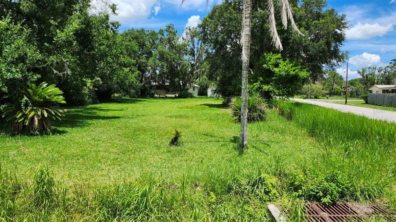 Details for  4th Avenue , SAN ANTONIO, FL 33576