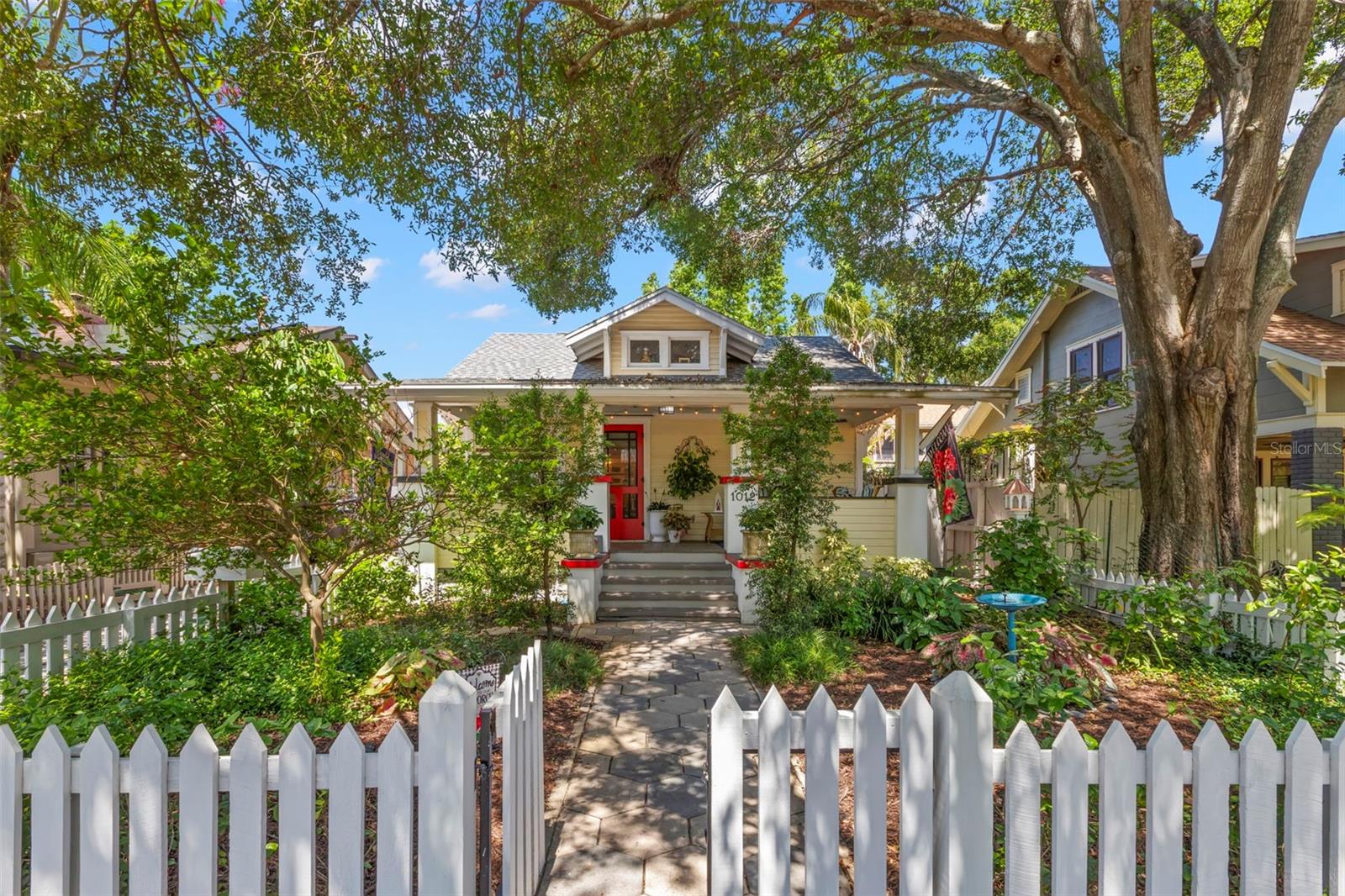 Details for 1012 3rd Street N, ST PETERSBURG, FL 33701