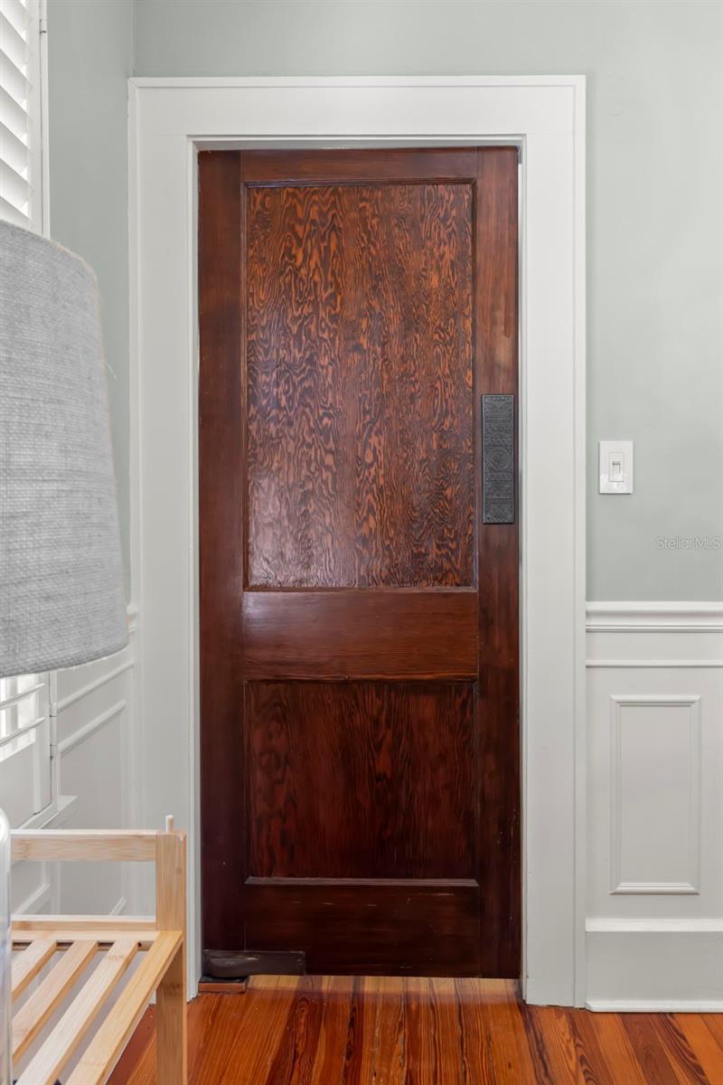 Image 20 of 63 For 1012 3rd Street N