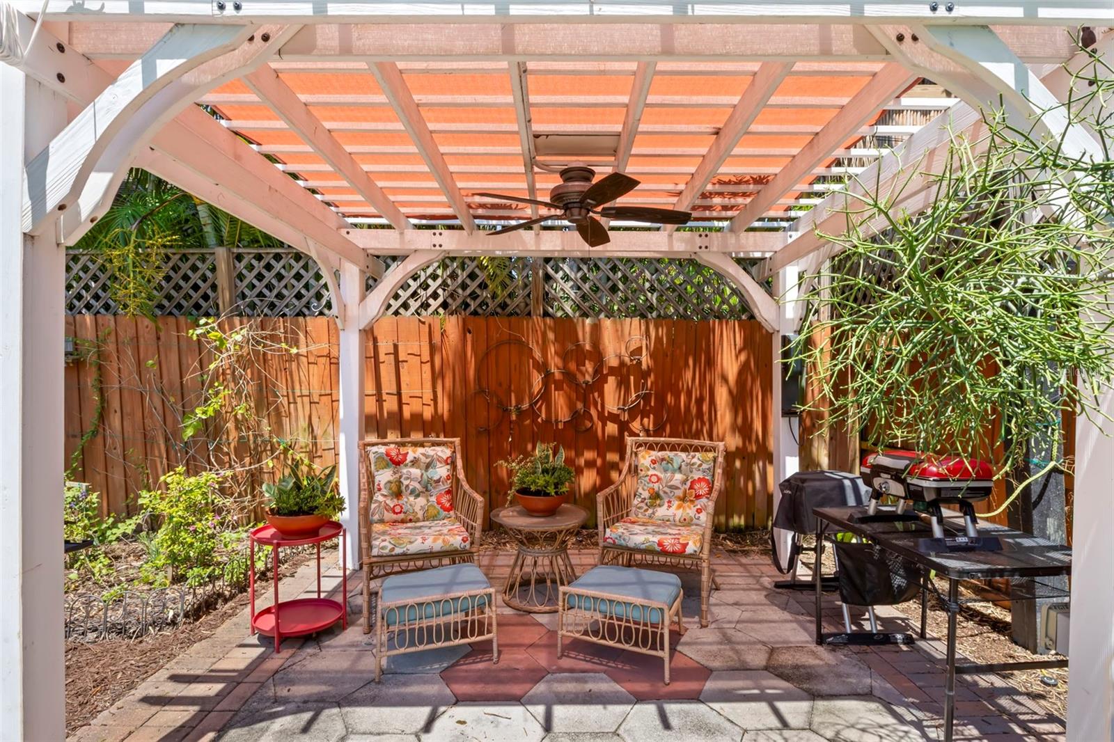Image 33 of 63 For 1012 3rd Street N