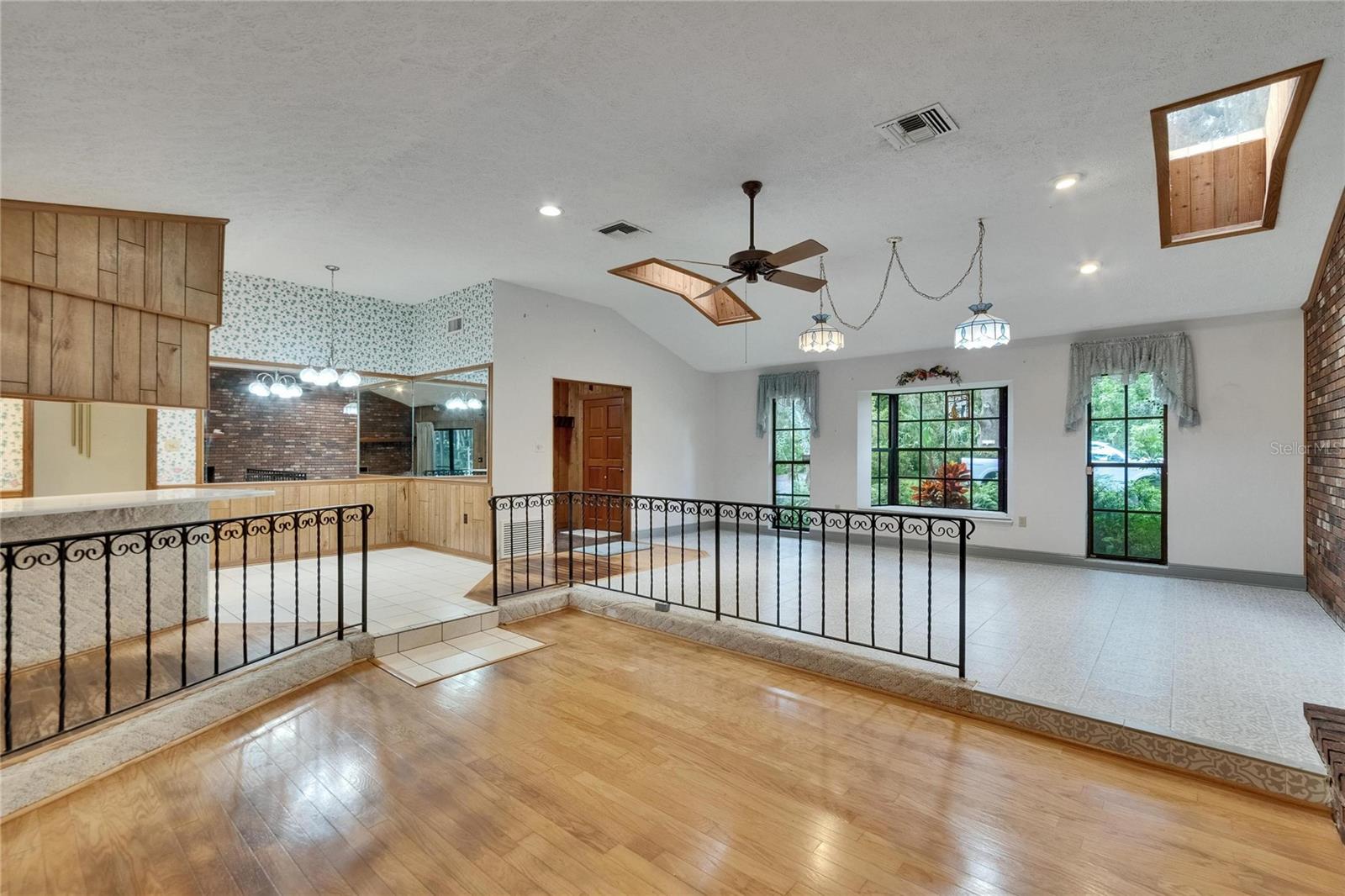 Image 72 of 100 For 3102 Trapnell Road