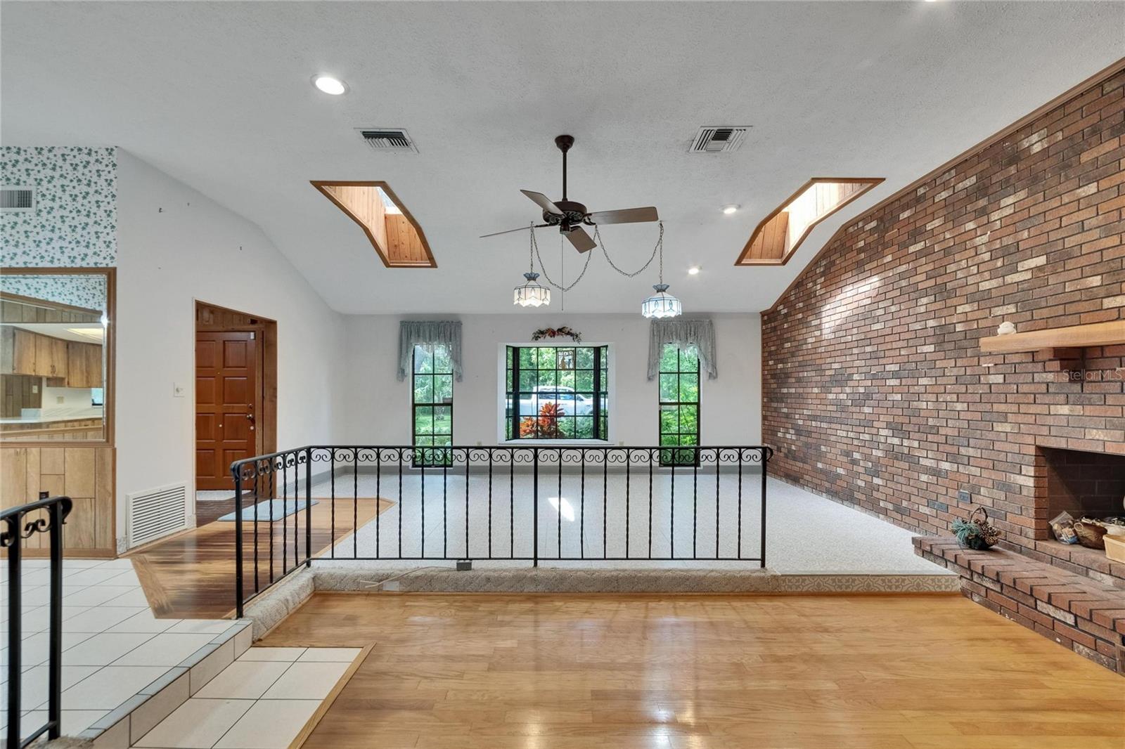 Image 73 of 100 For 3102 Trapnell Road