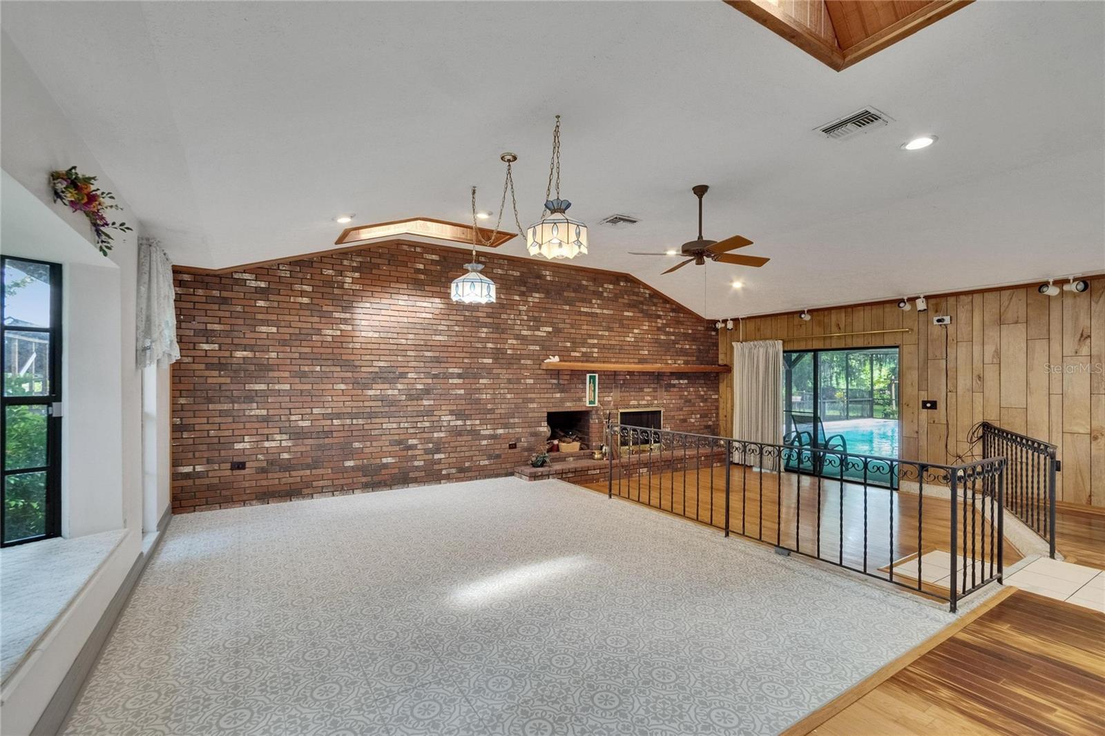 Image 75 of 100 For 3102 Trapnell Road