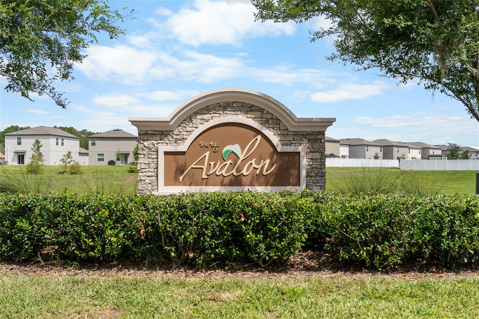 Image 2 of 33 For 610 Argyll Drive