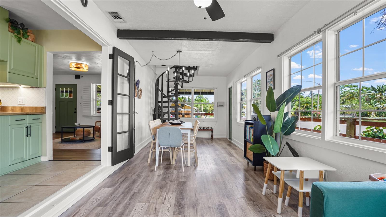 Image 7 of 34 For 500 62nd Street S