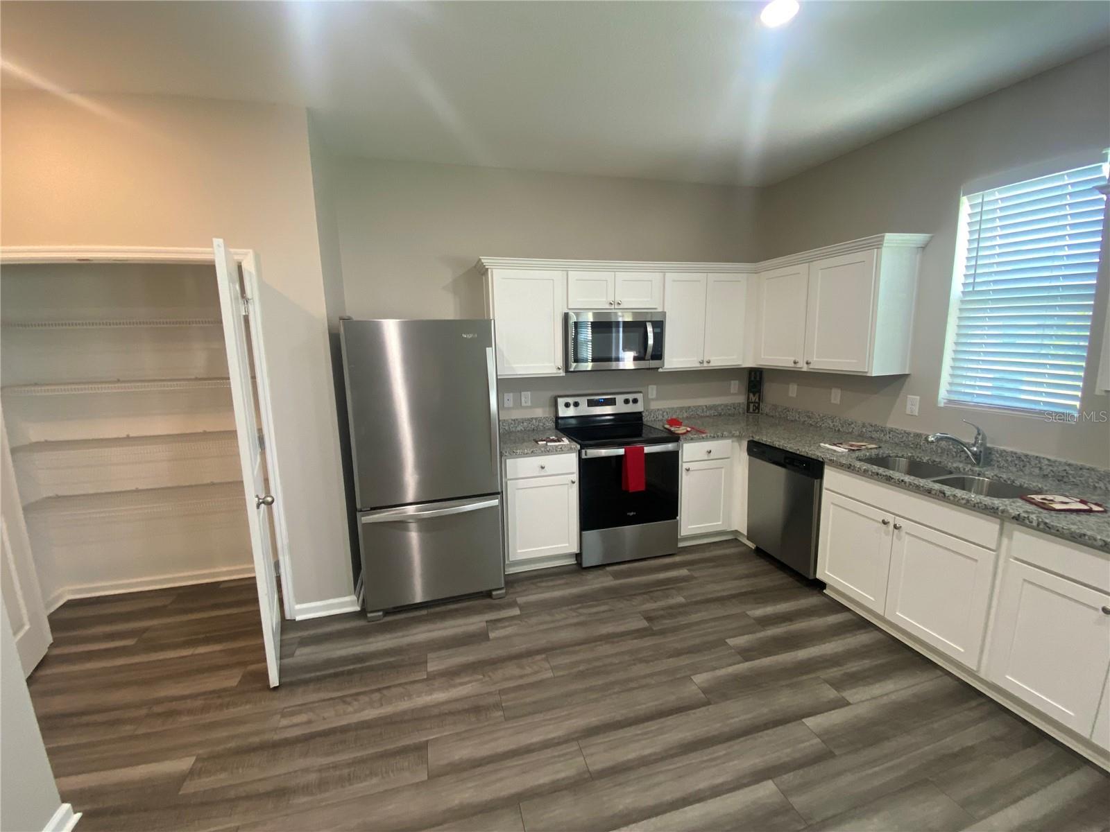 Listing photo id 16 for 35233 White Water Lily Way