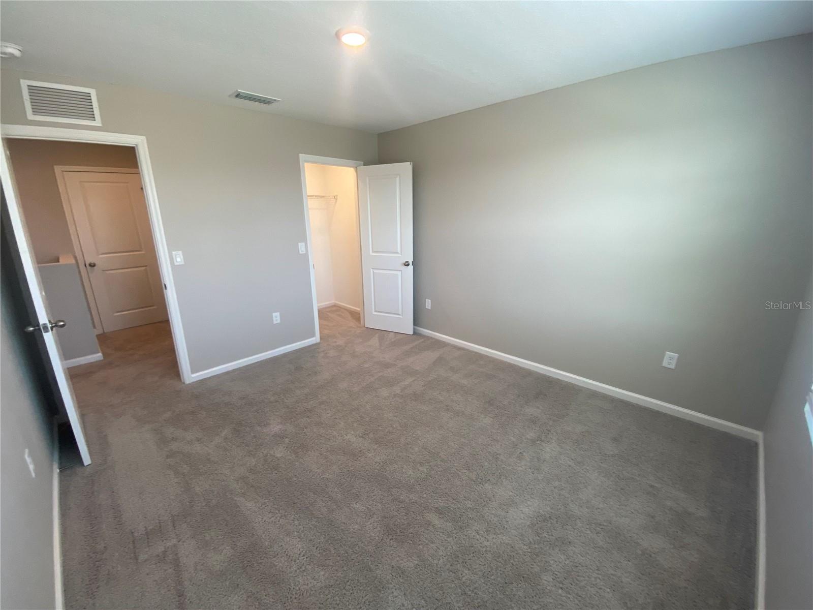 Listing photo id 5 for 35233 White Water Lily Way