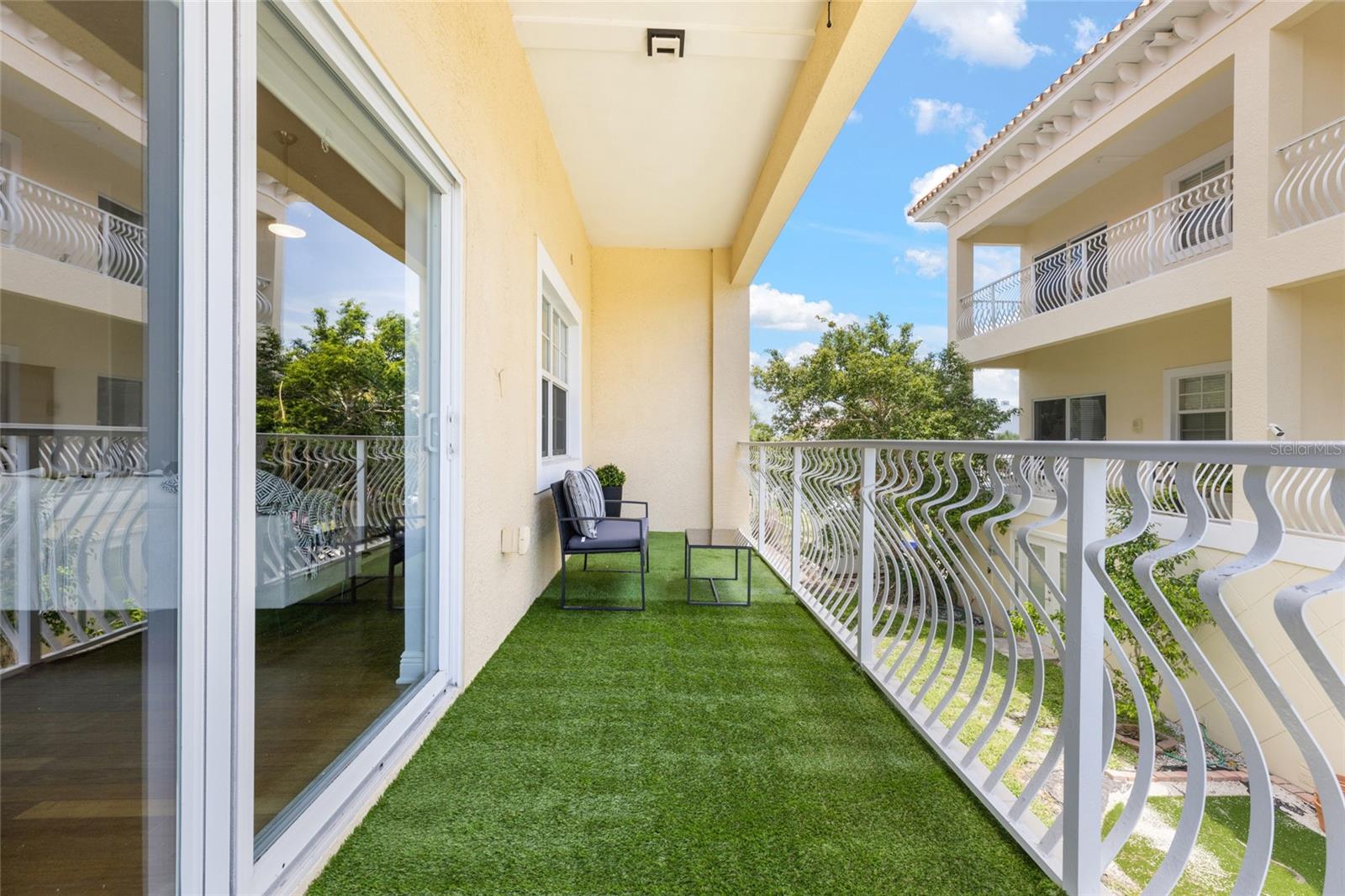 Image 11 of 57 For 141 175th Avenue E 143