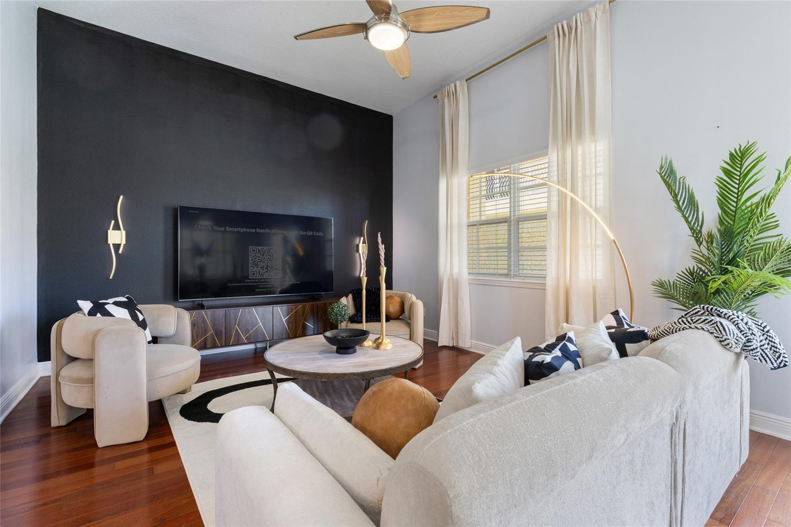 Image 5 of 57 For 141 175th Avenue E 143