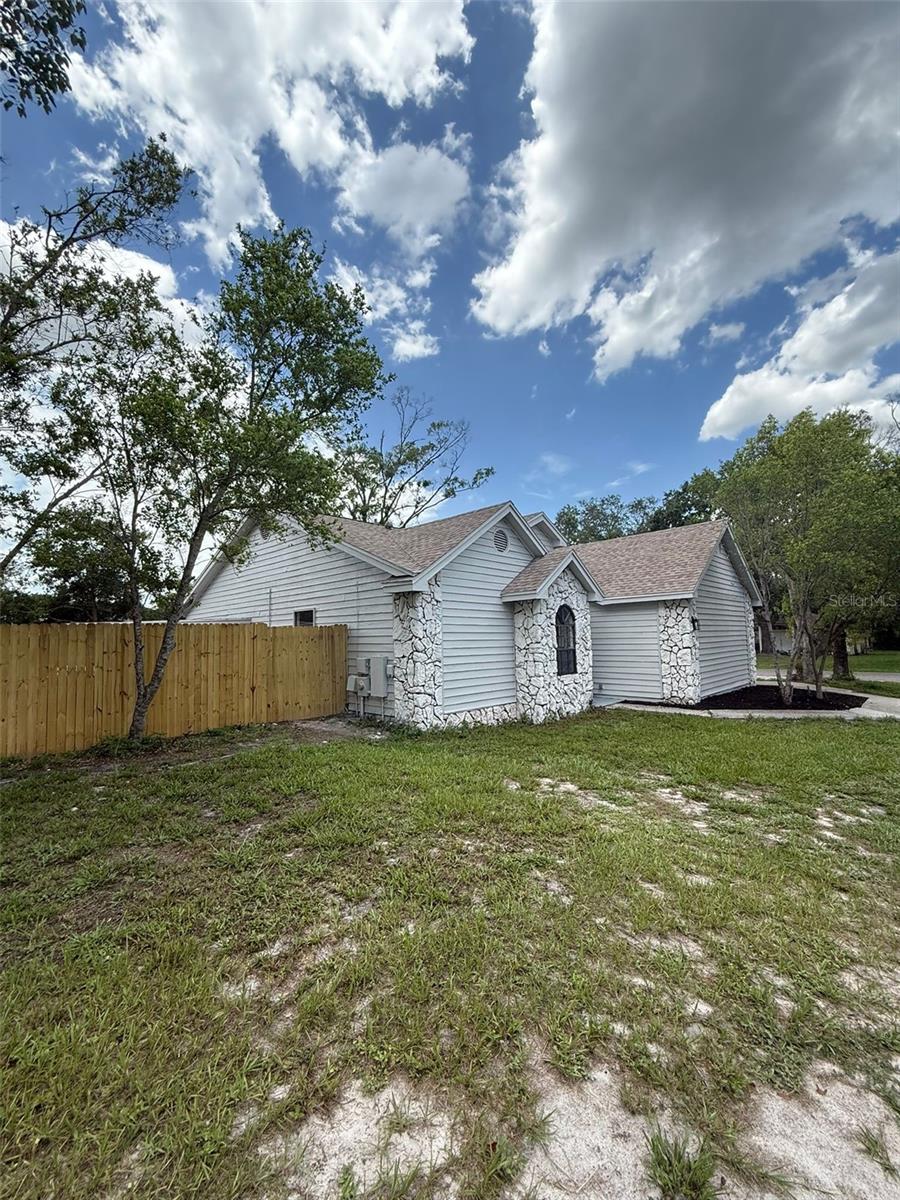 Image 3 of 56 For 23220 Shining Star Drive