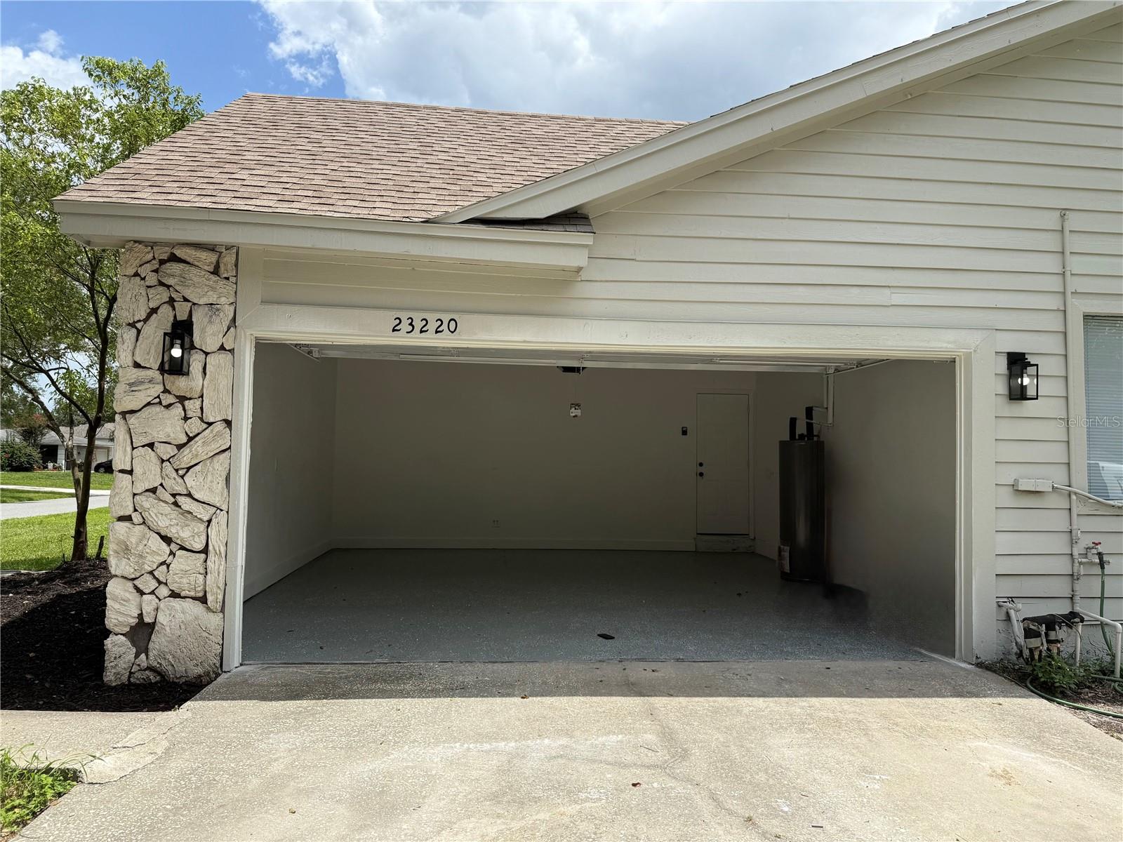 Image 6 of 56 For 23220 Shining Star Drive