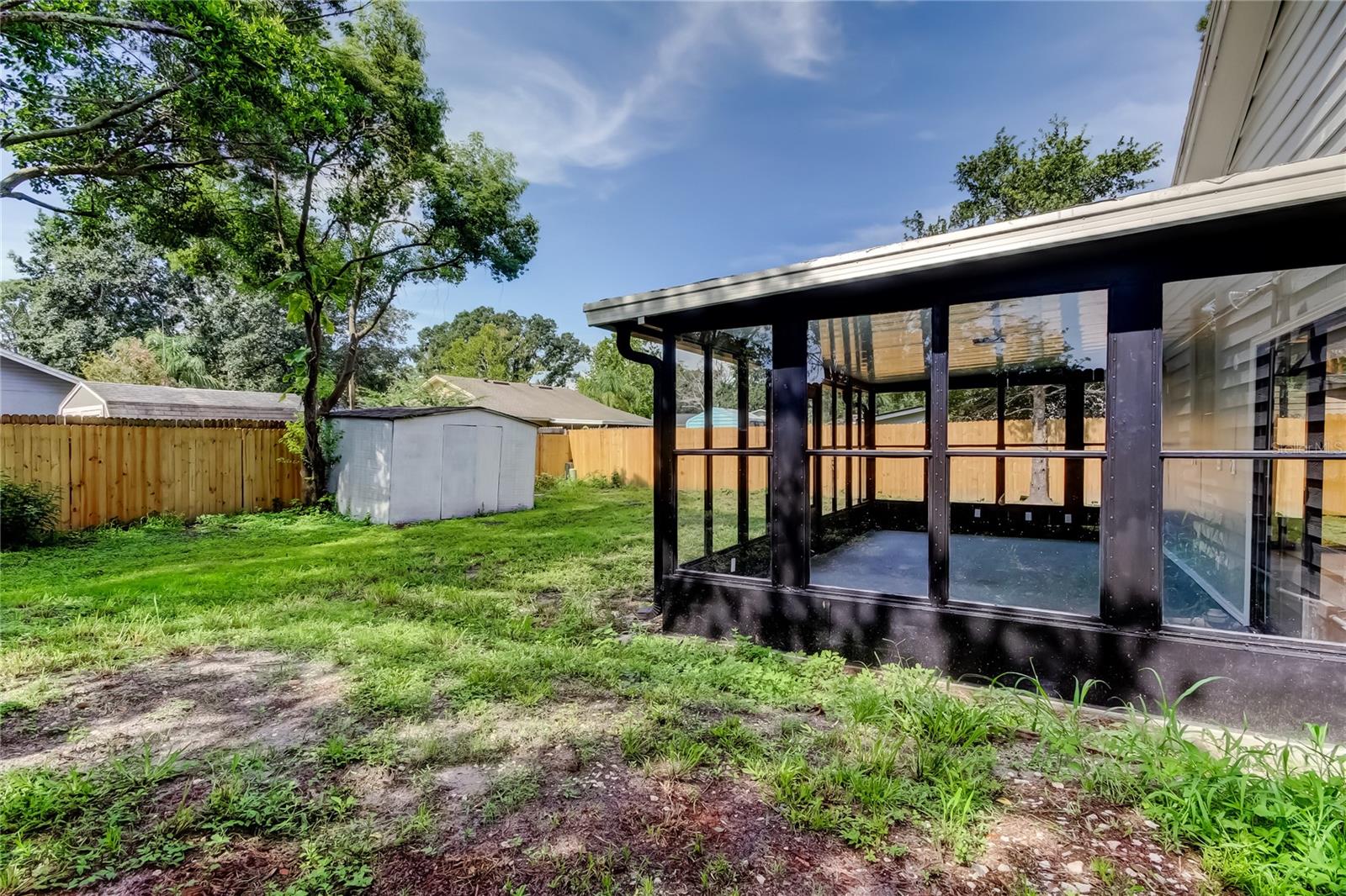 Listing photo id 58 for 23220 Shining Star Drive