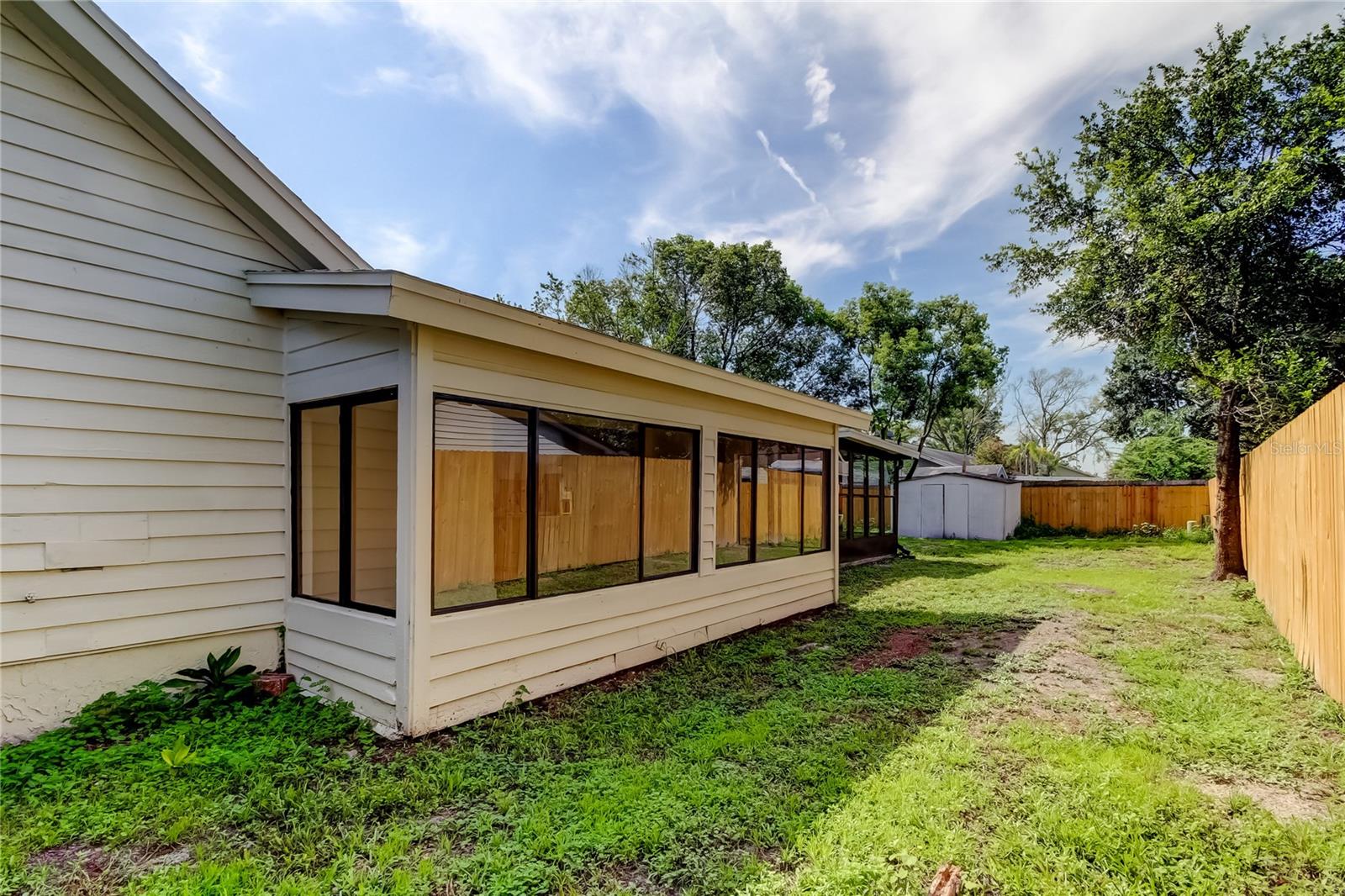 Listing photo id 62 for 23220 Shining Star Drive