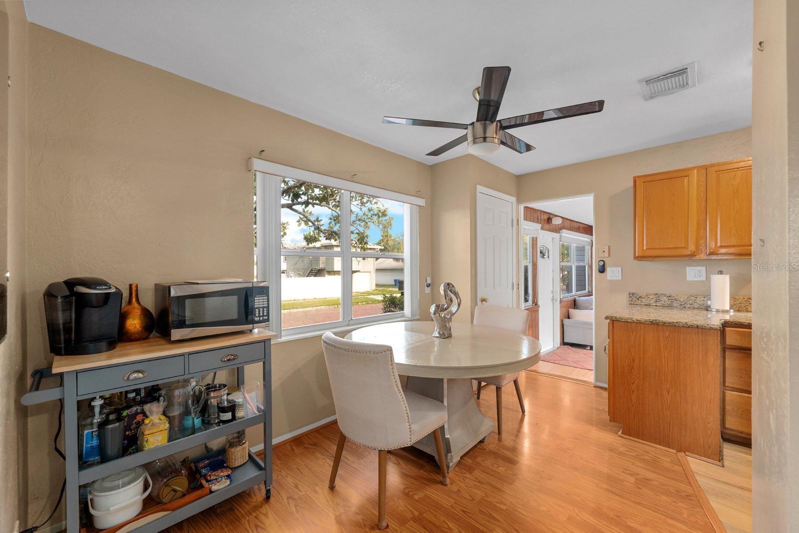 Image 7 of 21 For 4063 2nd Avenue S