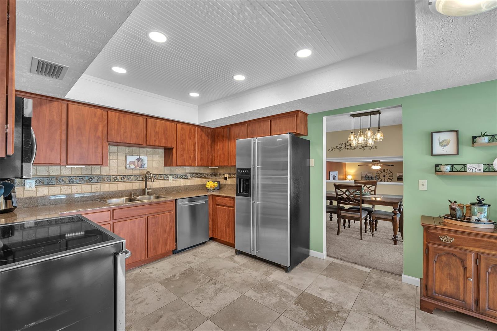 Image 4 of 34 For 617 Valley Hill Drive