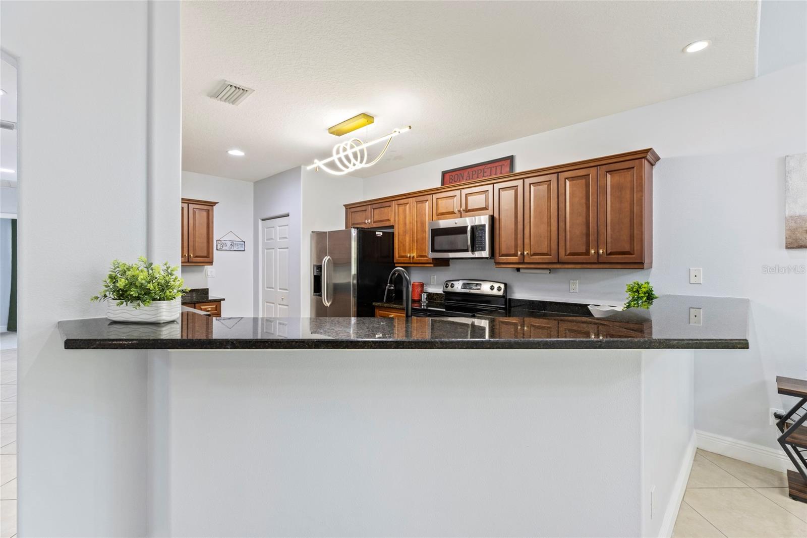 Image 11 of 57 For 143 175th Avenue E 143