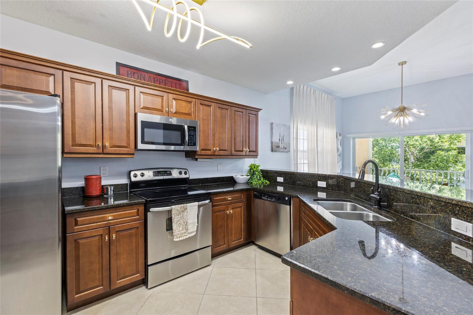 Image 12 of 57 For 143 175th Avenue E 143