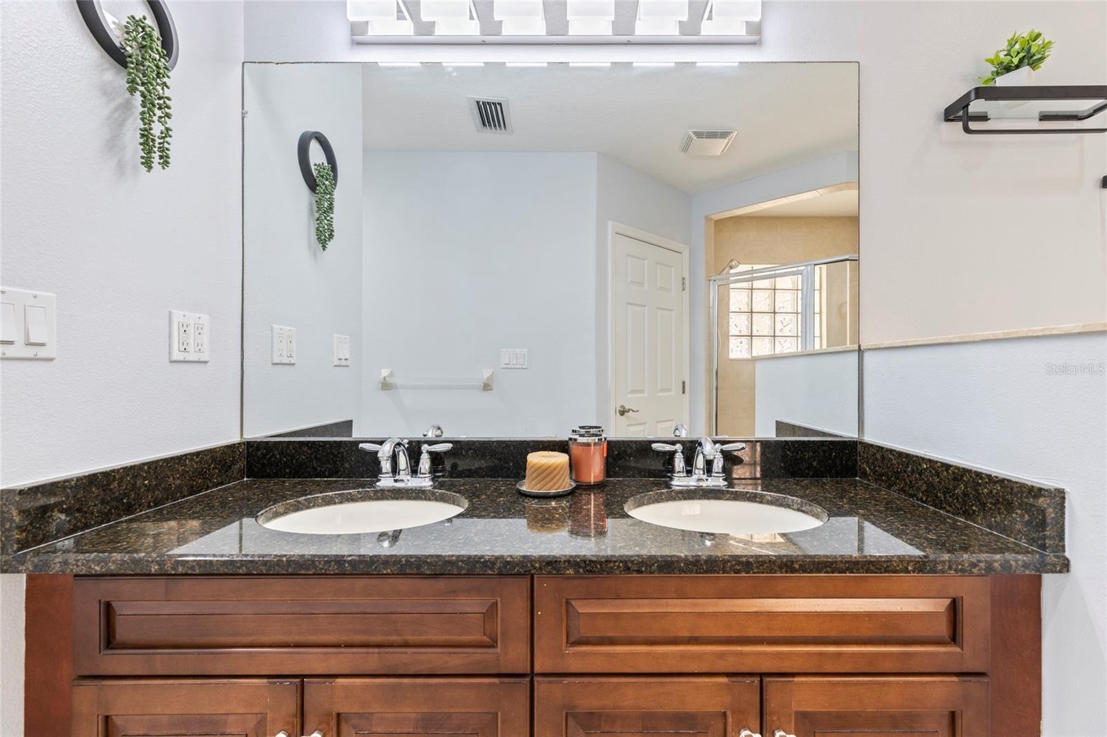 Image 21 of 57 For 143 175th Avenue E 143
