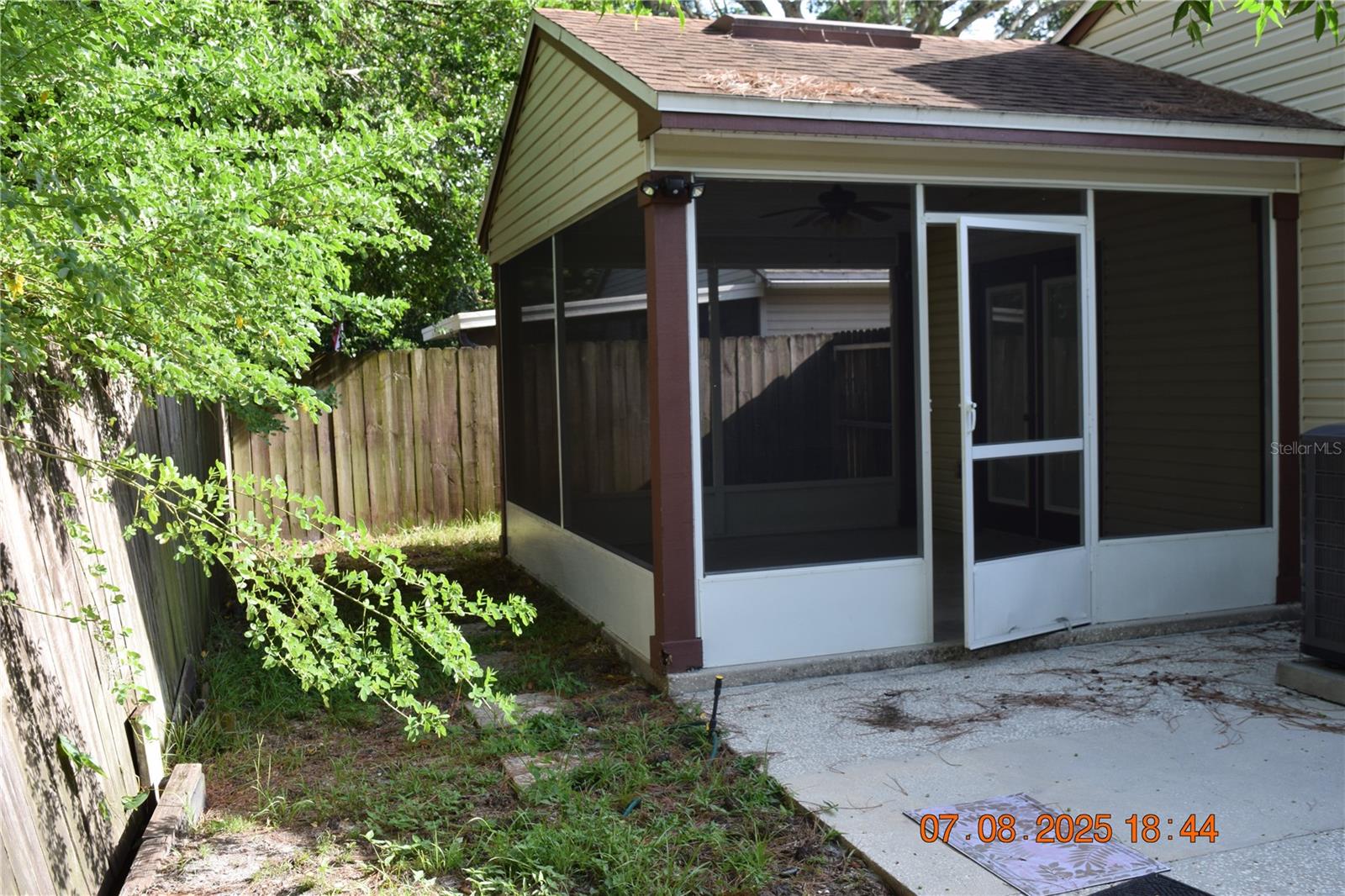 Image 11 of 13 For 3600 Raintree Terrace