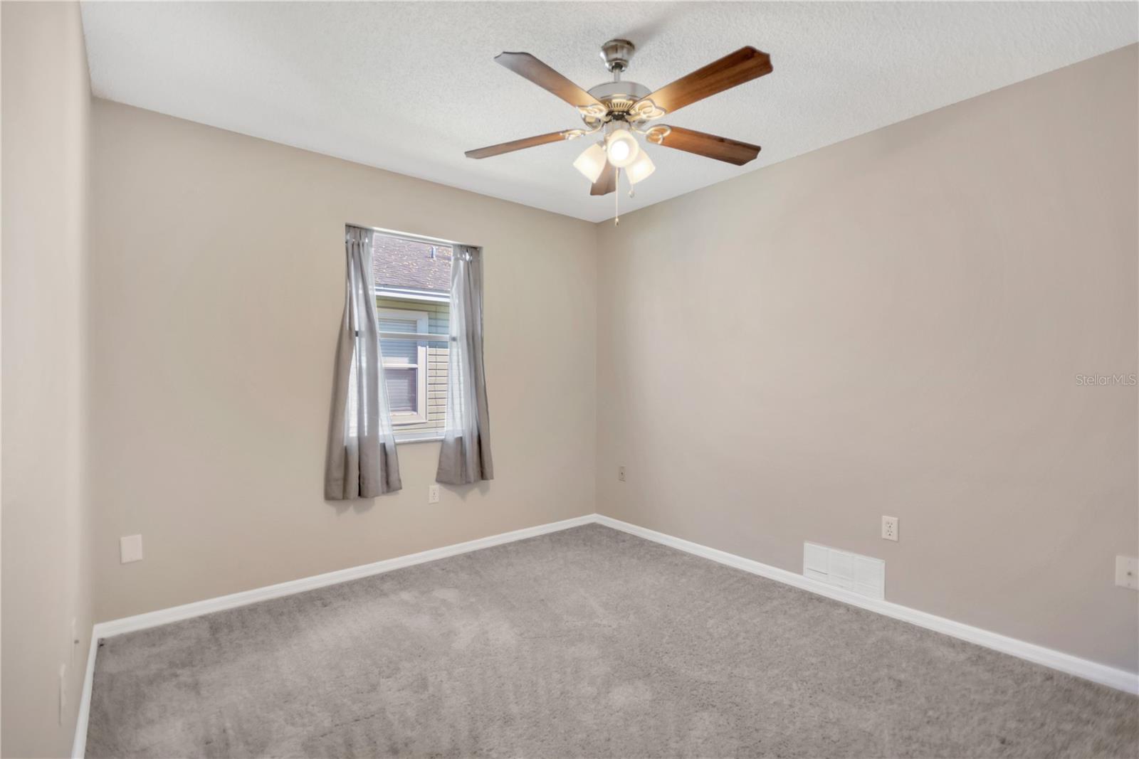 Image 14 of 21 For 3600 Raintree Terrace