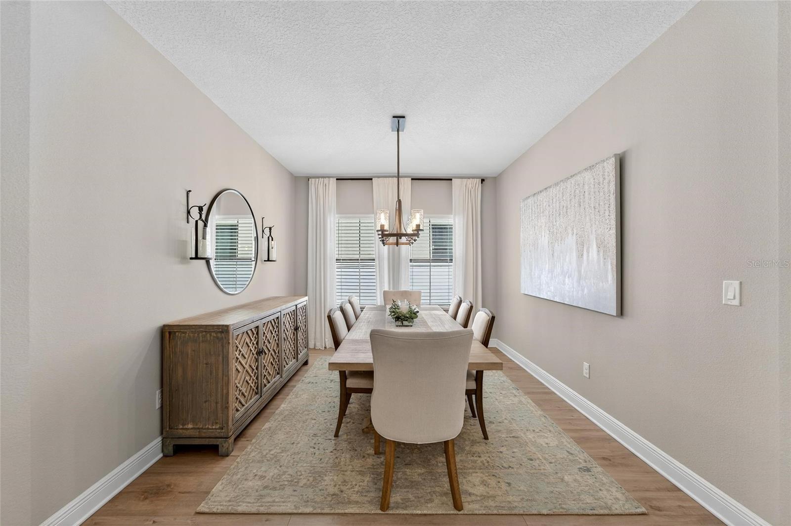 Listing photo id 14 for 12928 Twin Bridges Drive