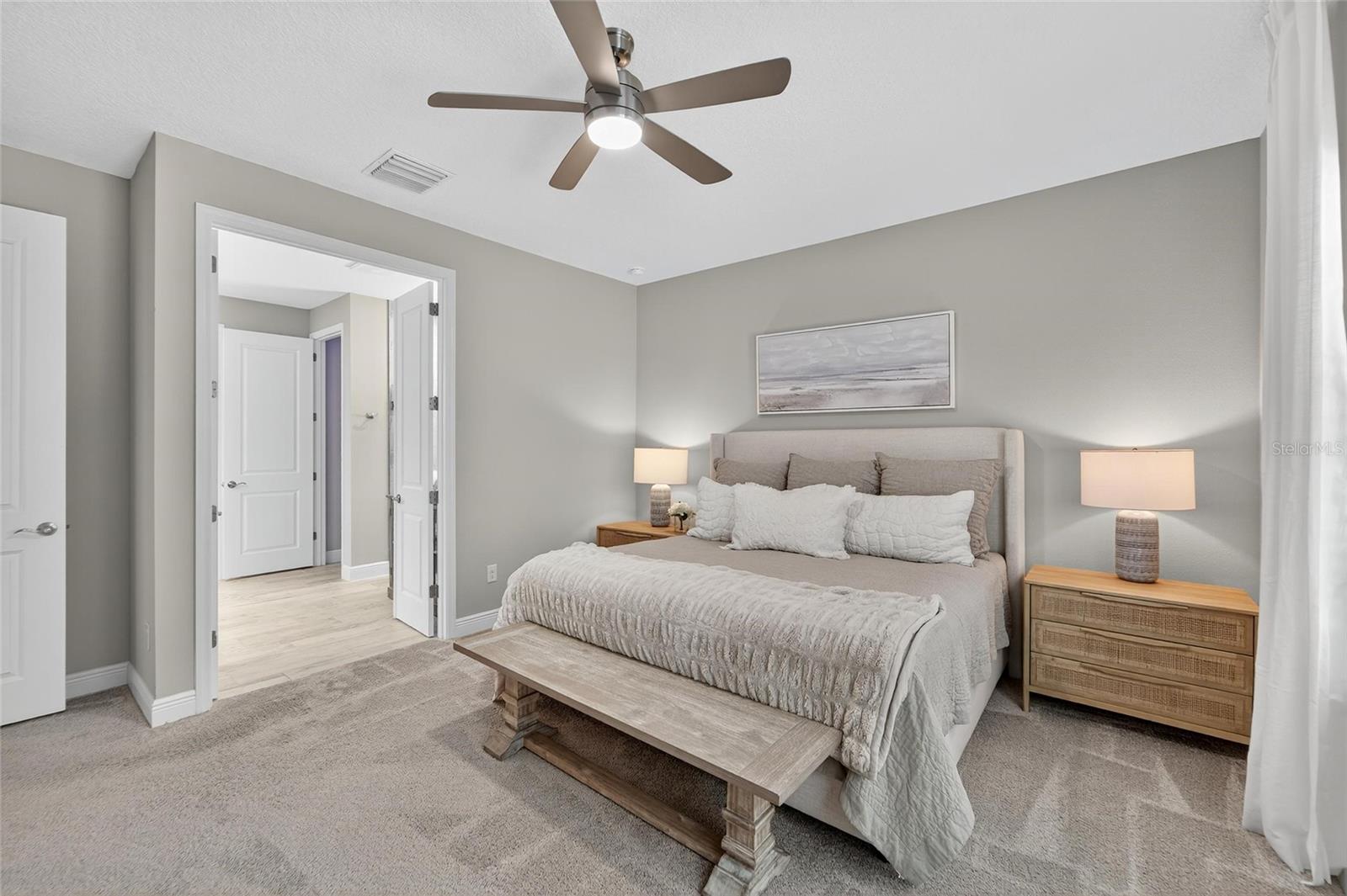 Listing photo id 23 for 12928 Twin Bridges Drive
