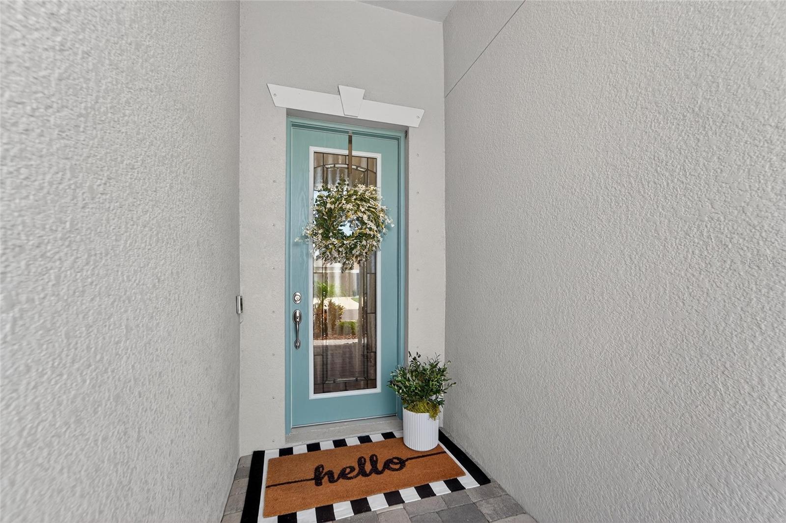 Listing photo id 1 for 12928 Twin Bridges Drive