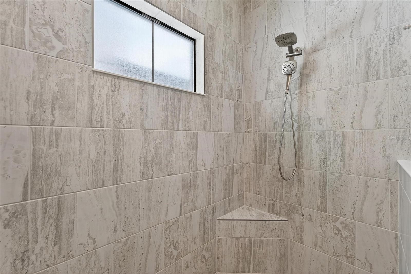 Listing photo id 28 for 12928 Twin Bridges Drive